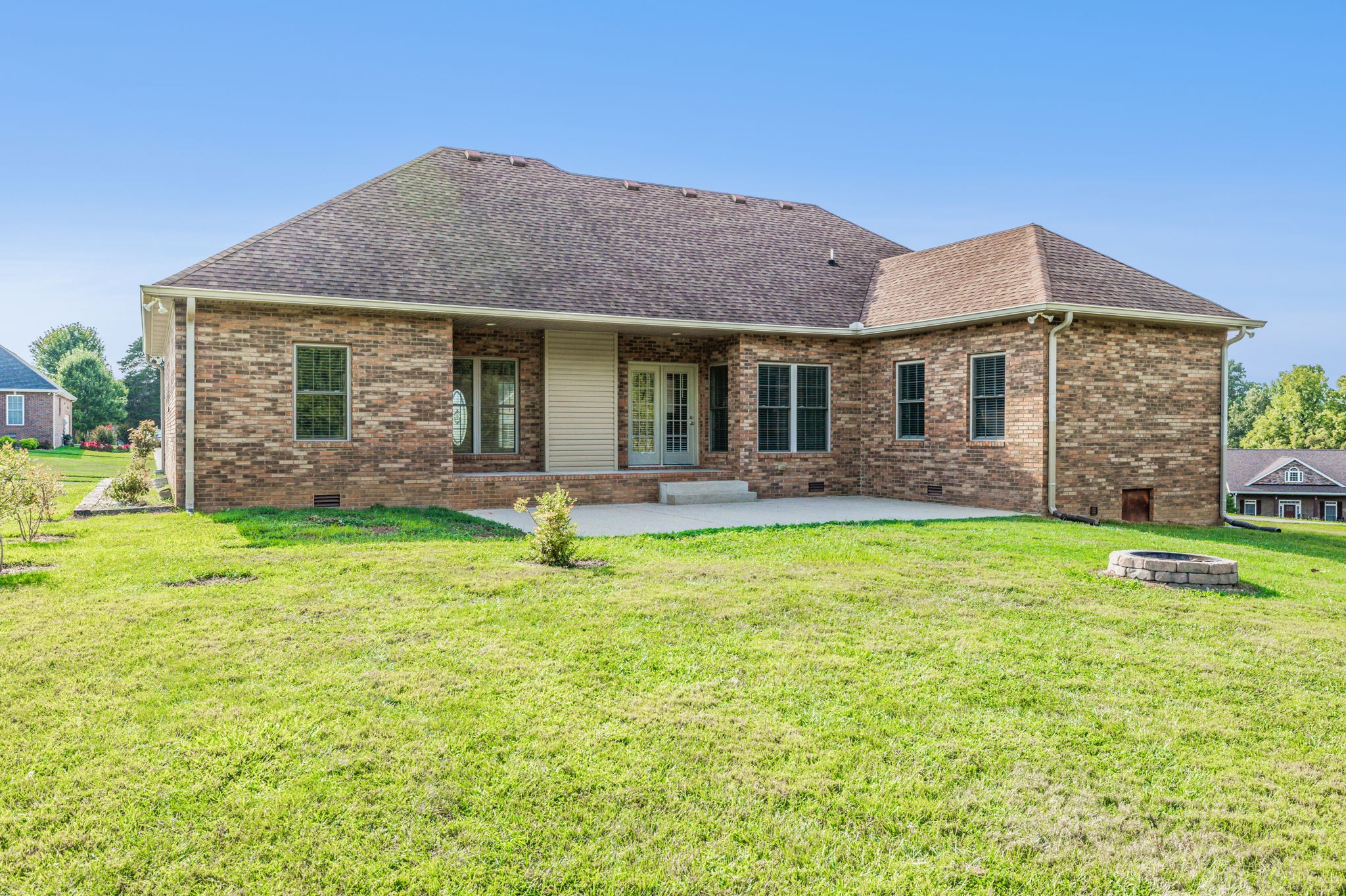 852 Dixie Ln