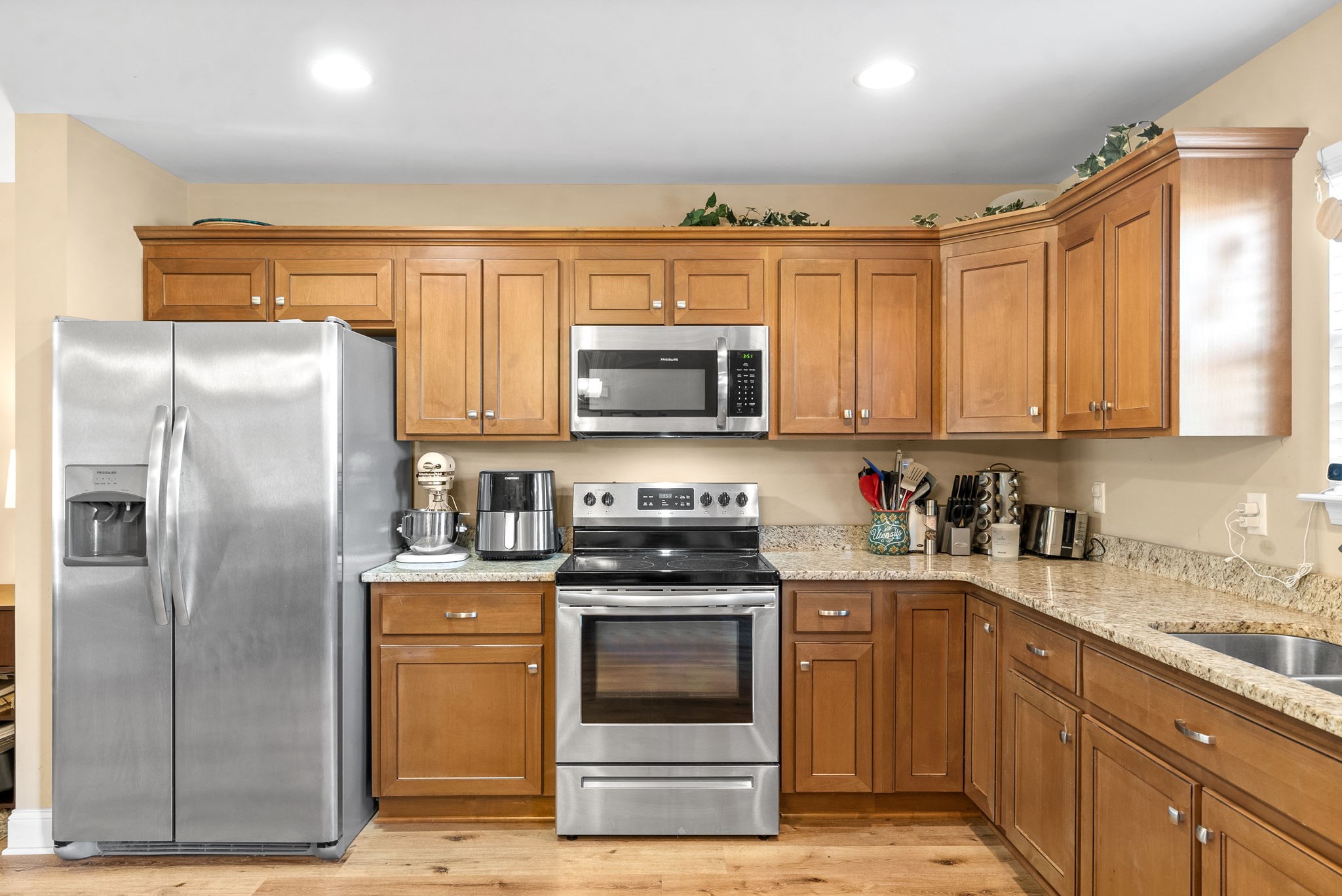 2047 Downstream Dr