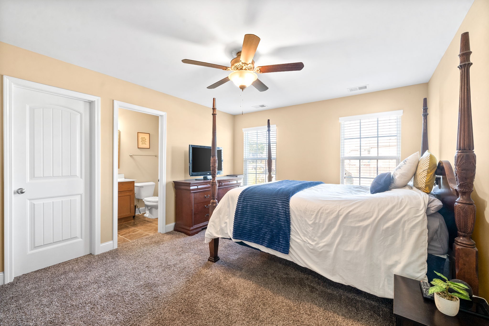 2047 Downstream Dr