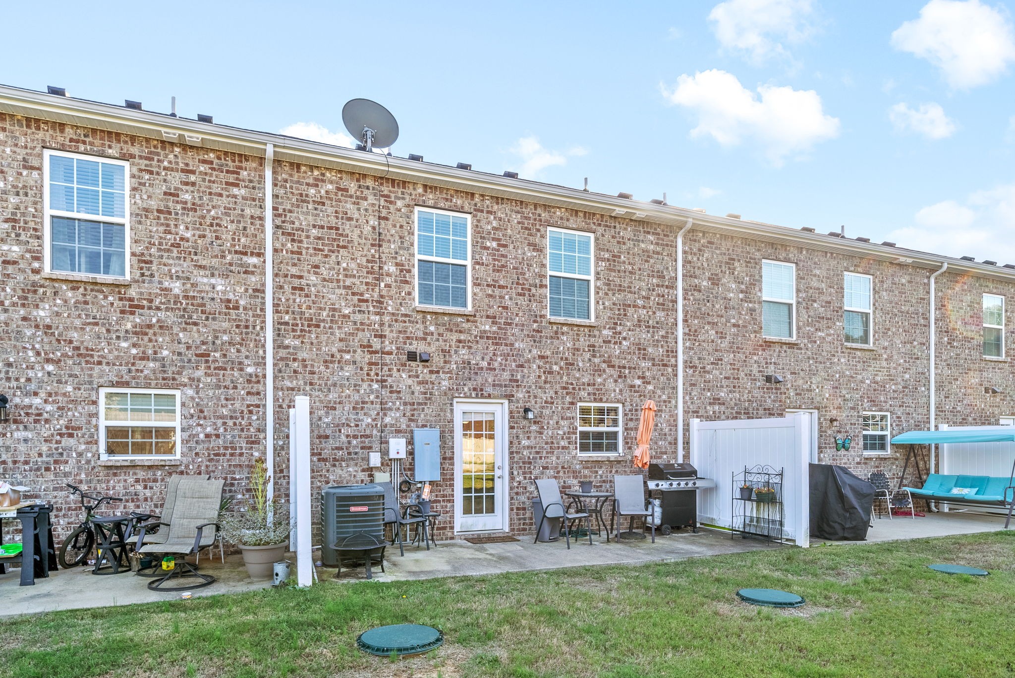 2047 Downstream Dr