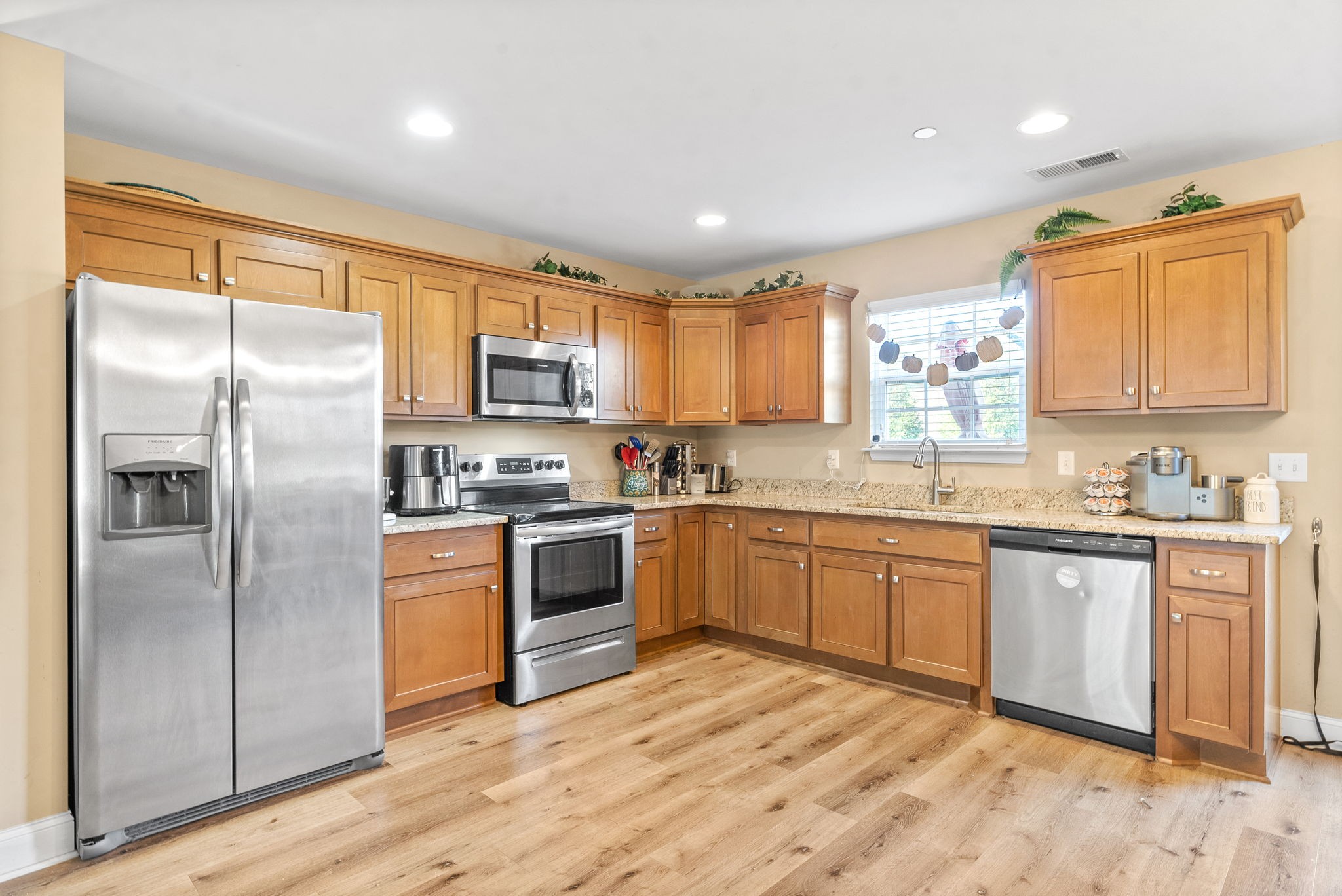 2047 Downstream Dr