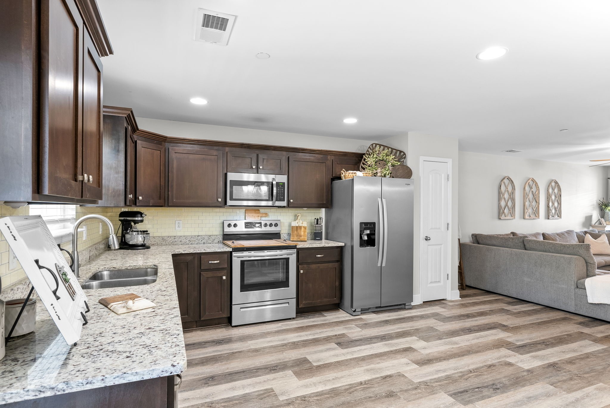 2052 Downstream Dr