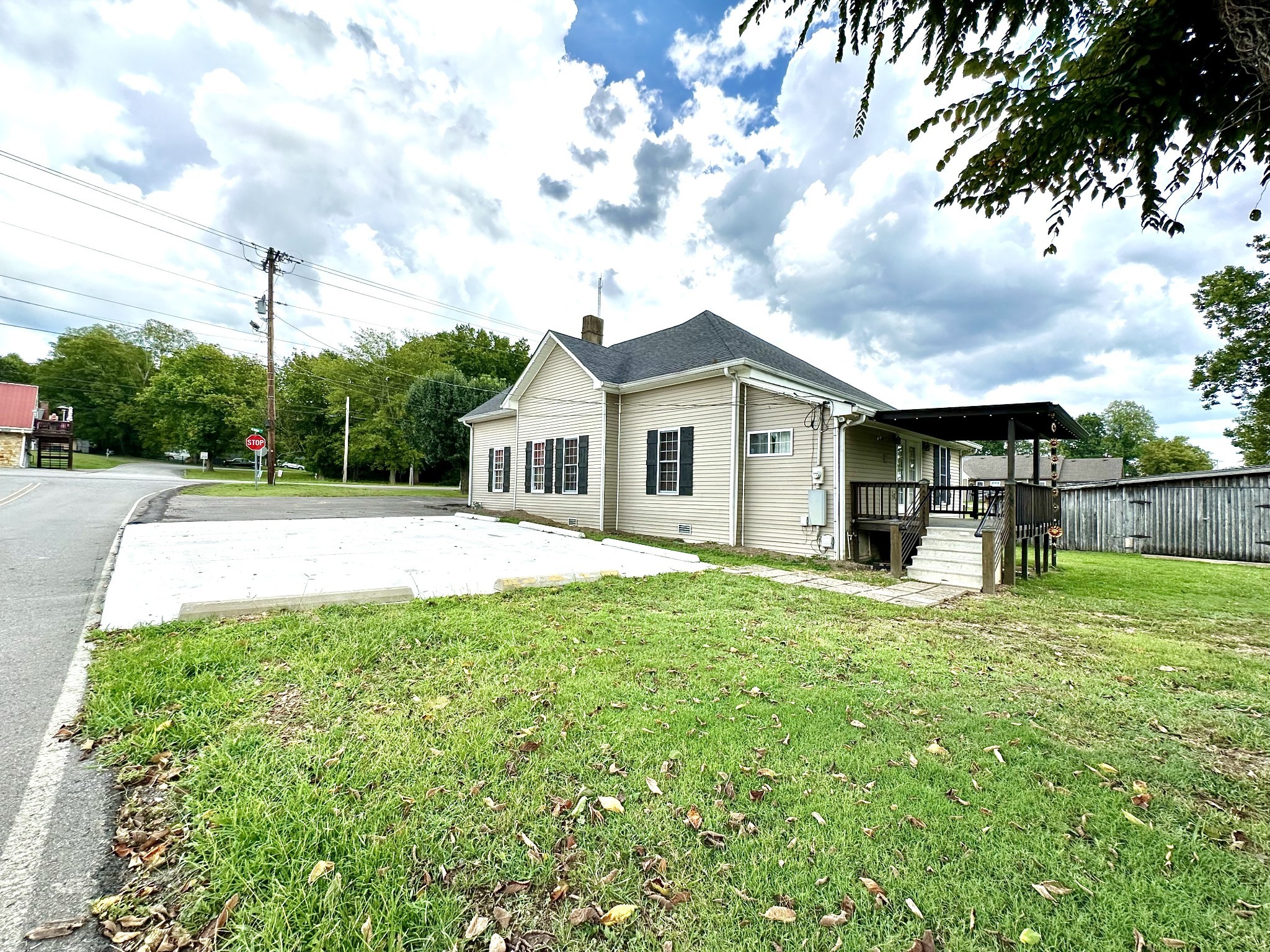 308 N Main St