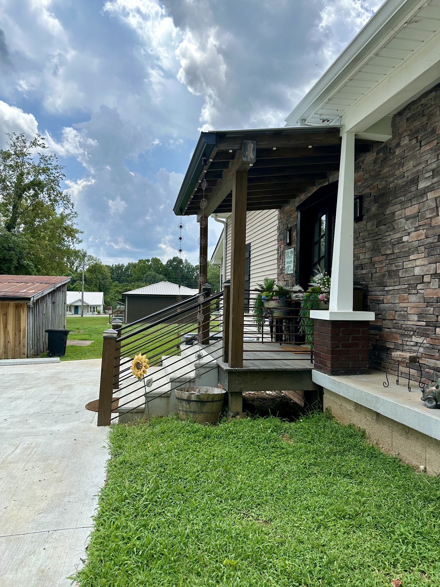 308 N Main St