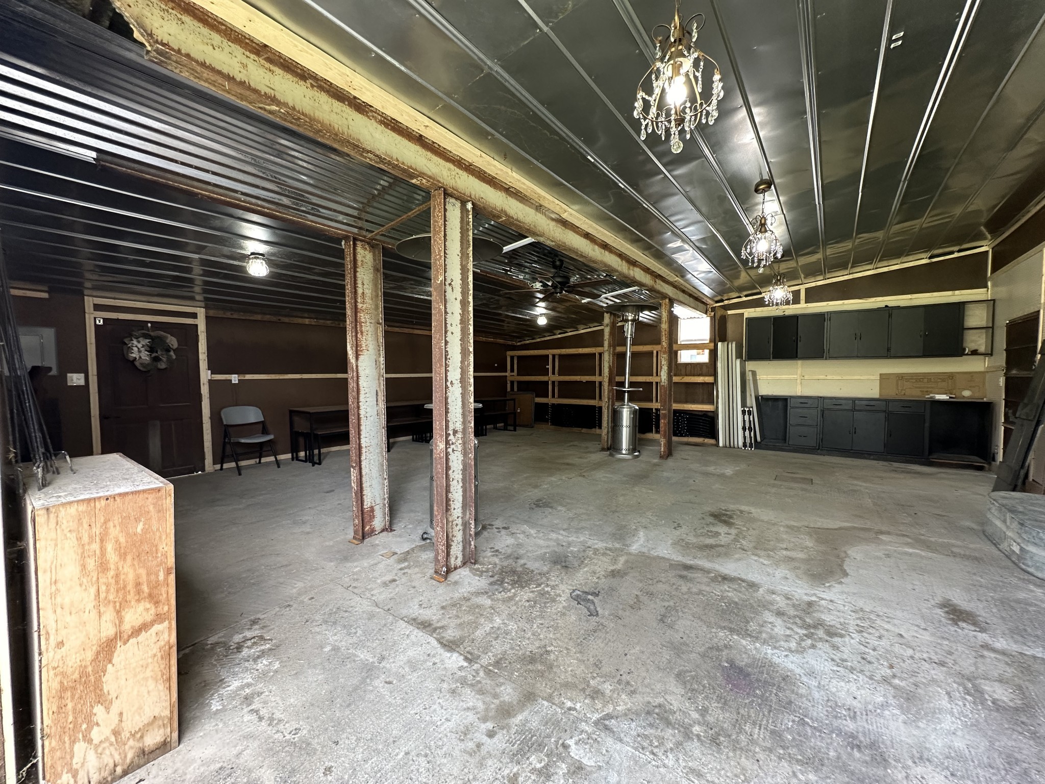 308 N Main St