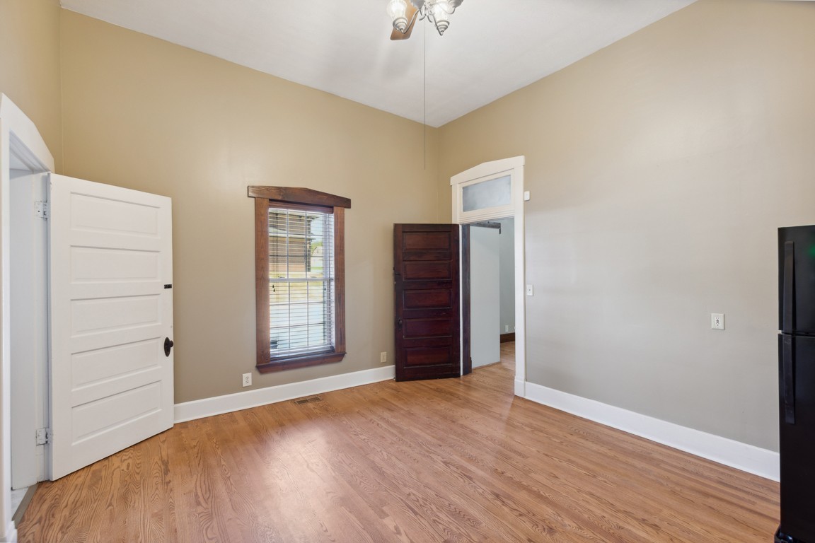308 N Main St