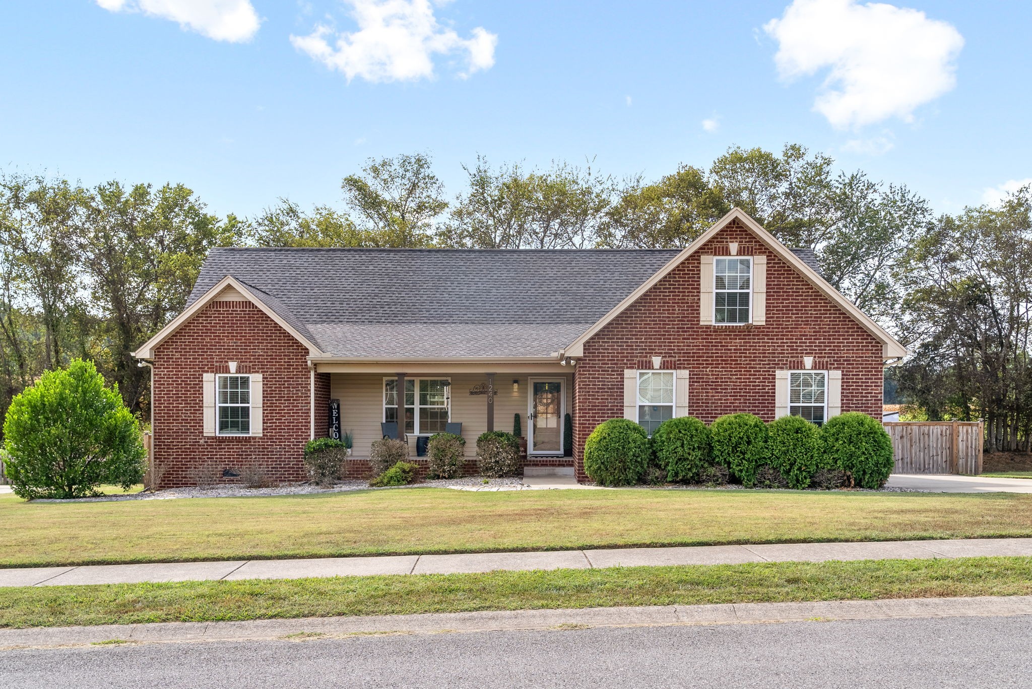 1240 Everwood Dr