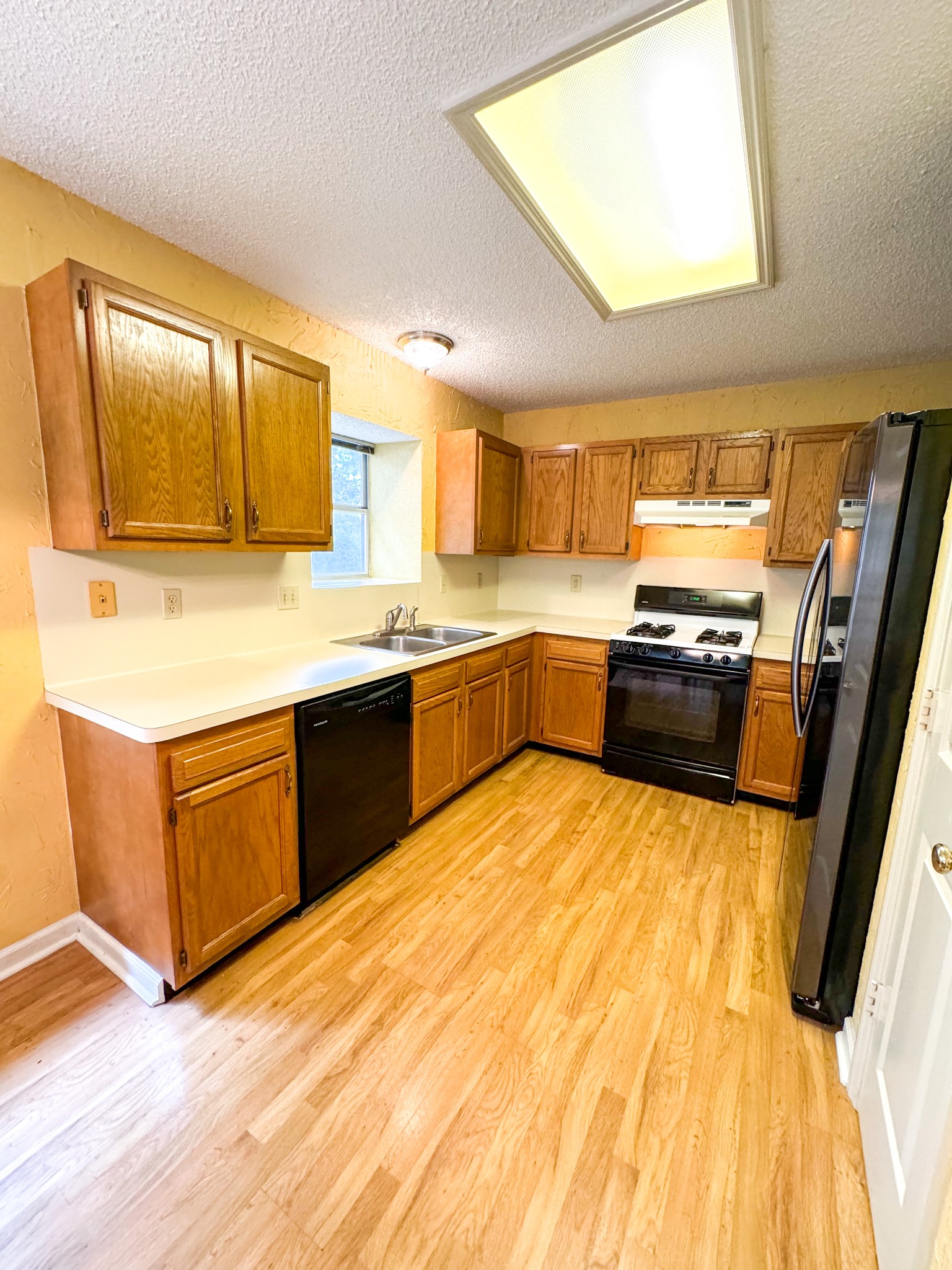 1153 Jacksons View Rd