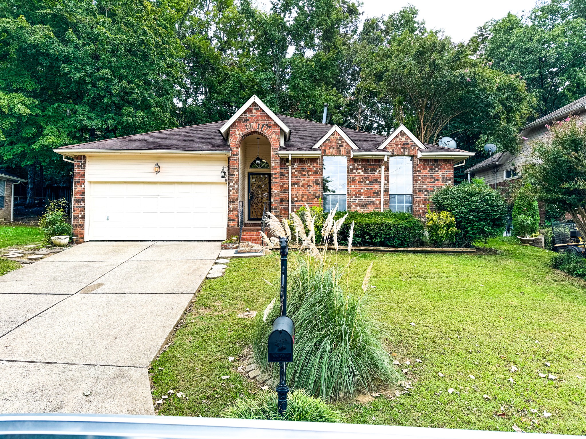 1153 Jacksons View Rd