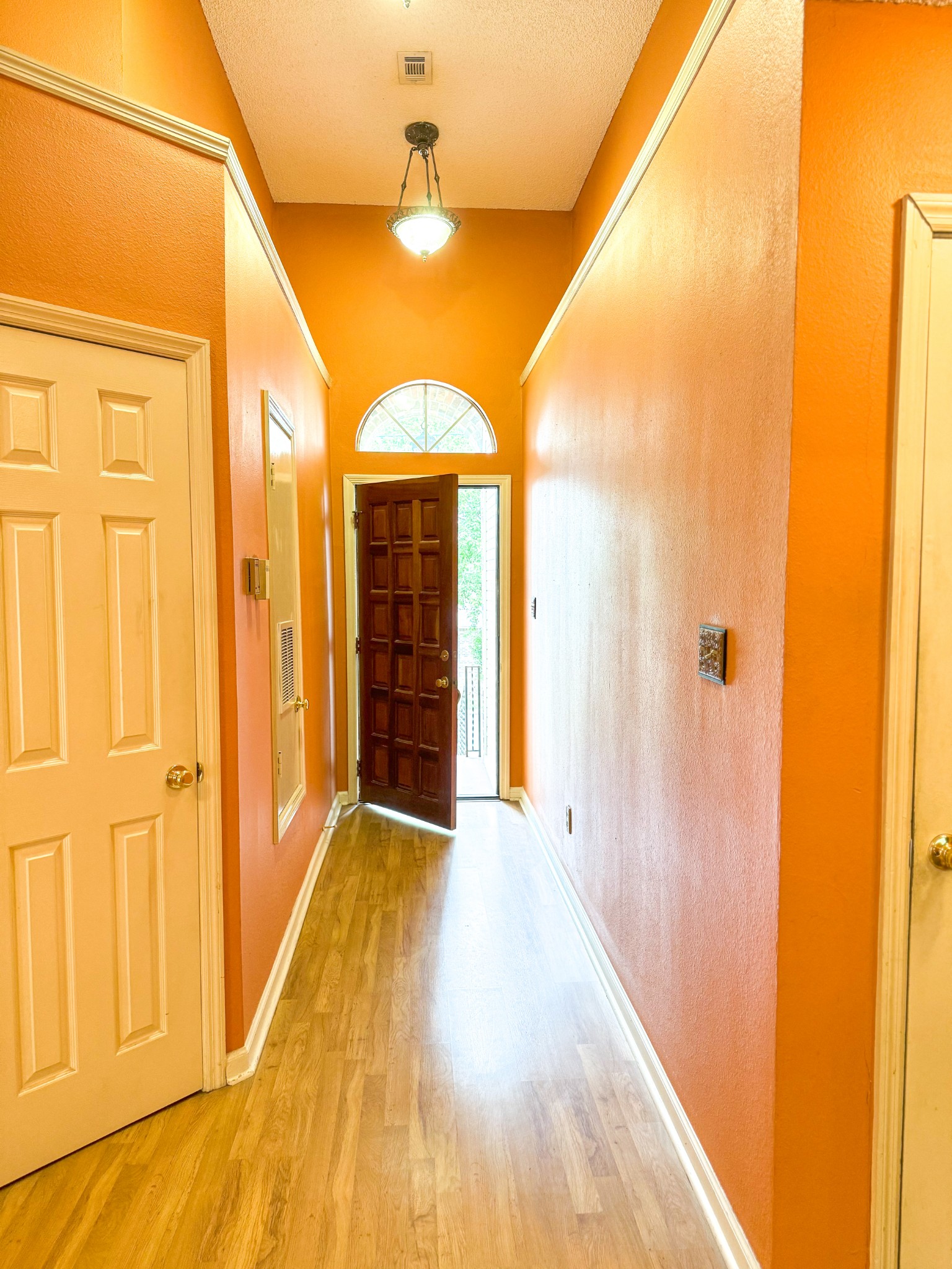1153 Jacksons View Rd