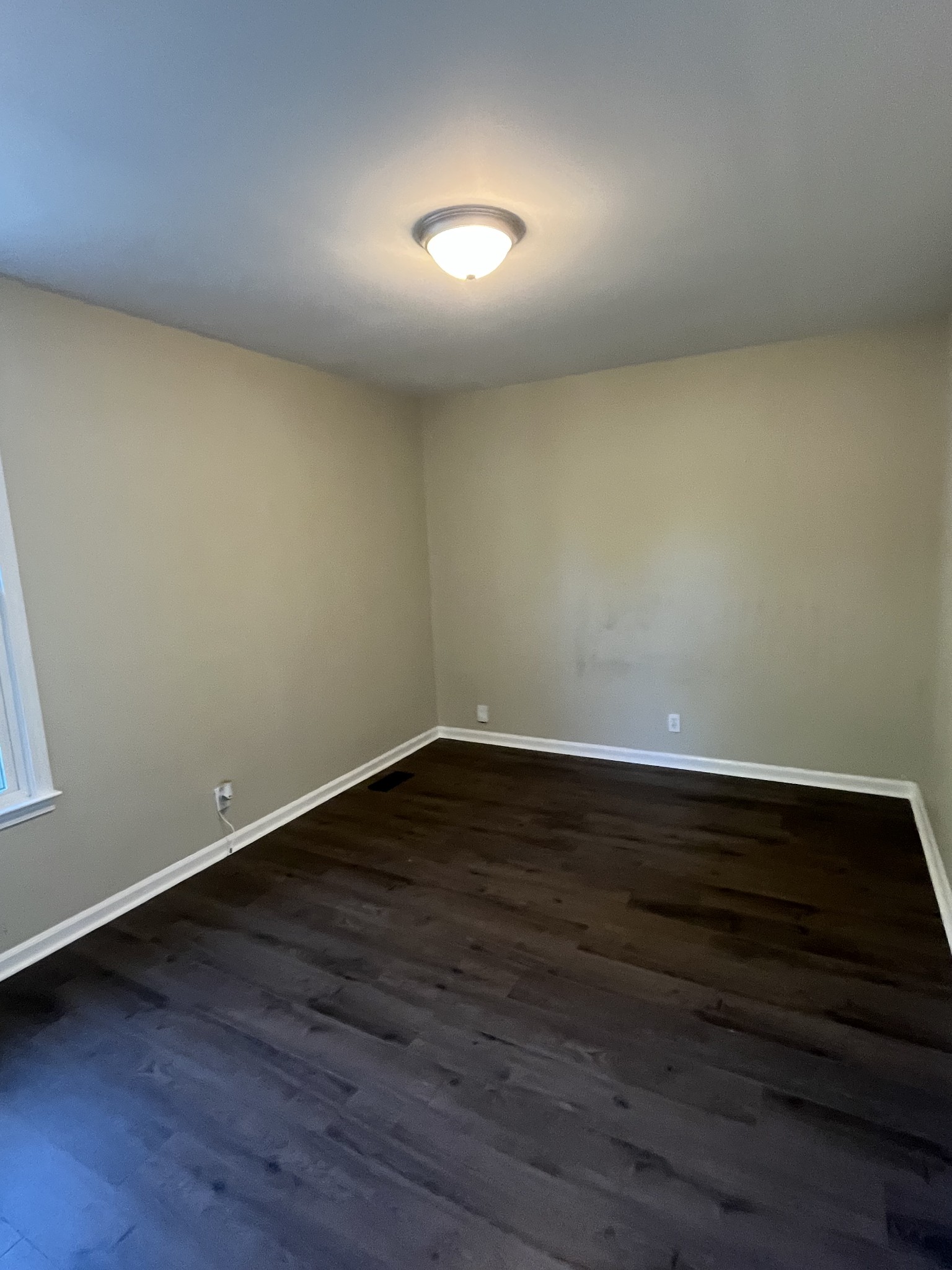 111 Bellamy Ct