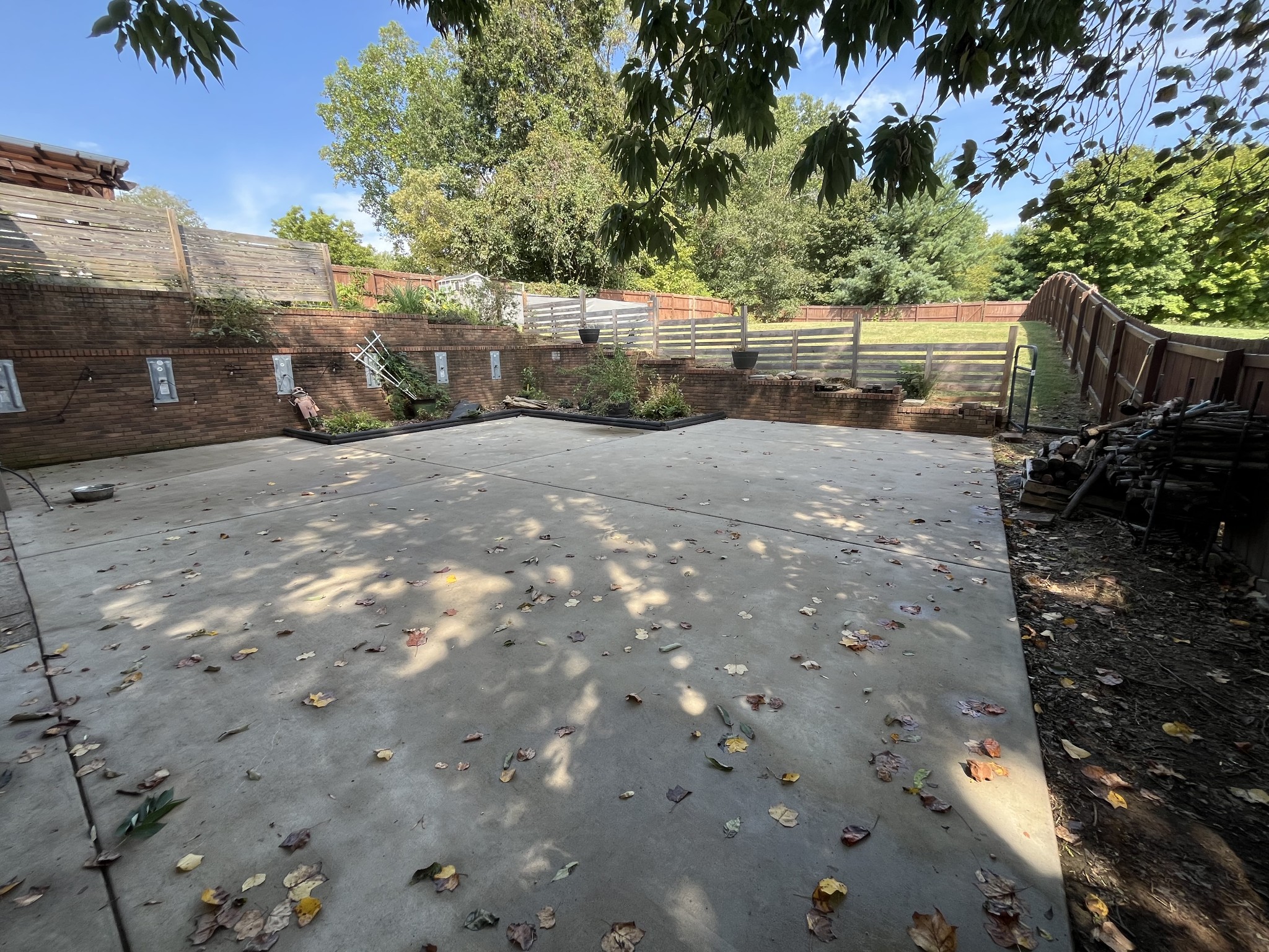 111 Bellamy Ct