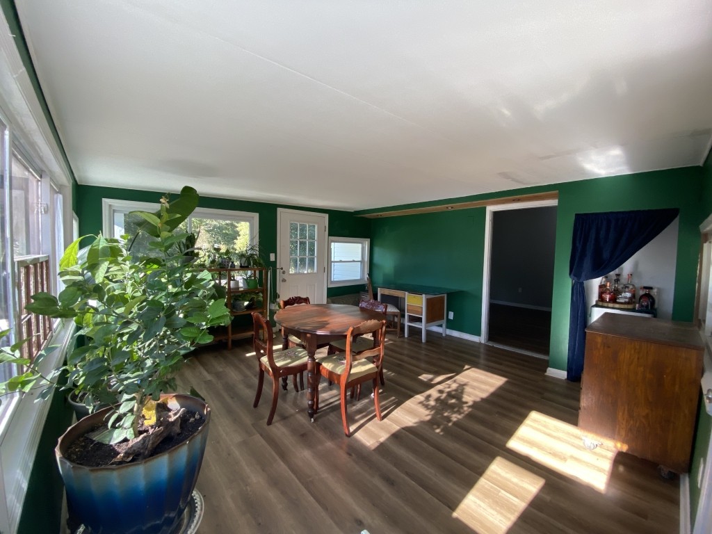 4837 Mickle Ln
