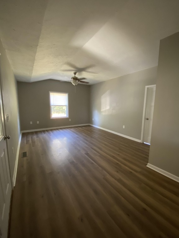 4837 Mickle Ln