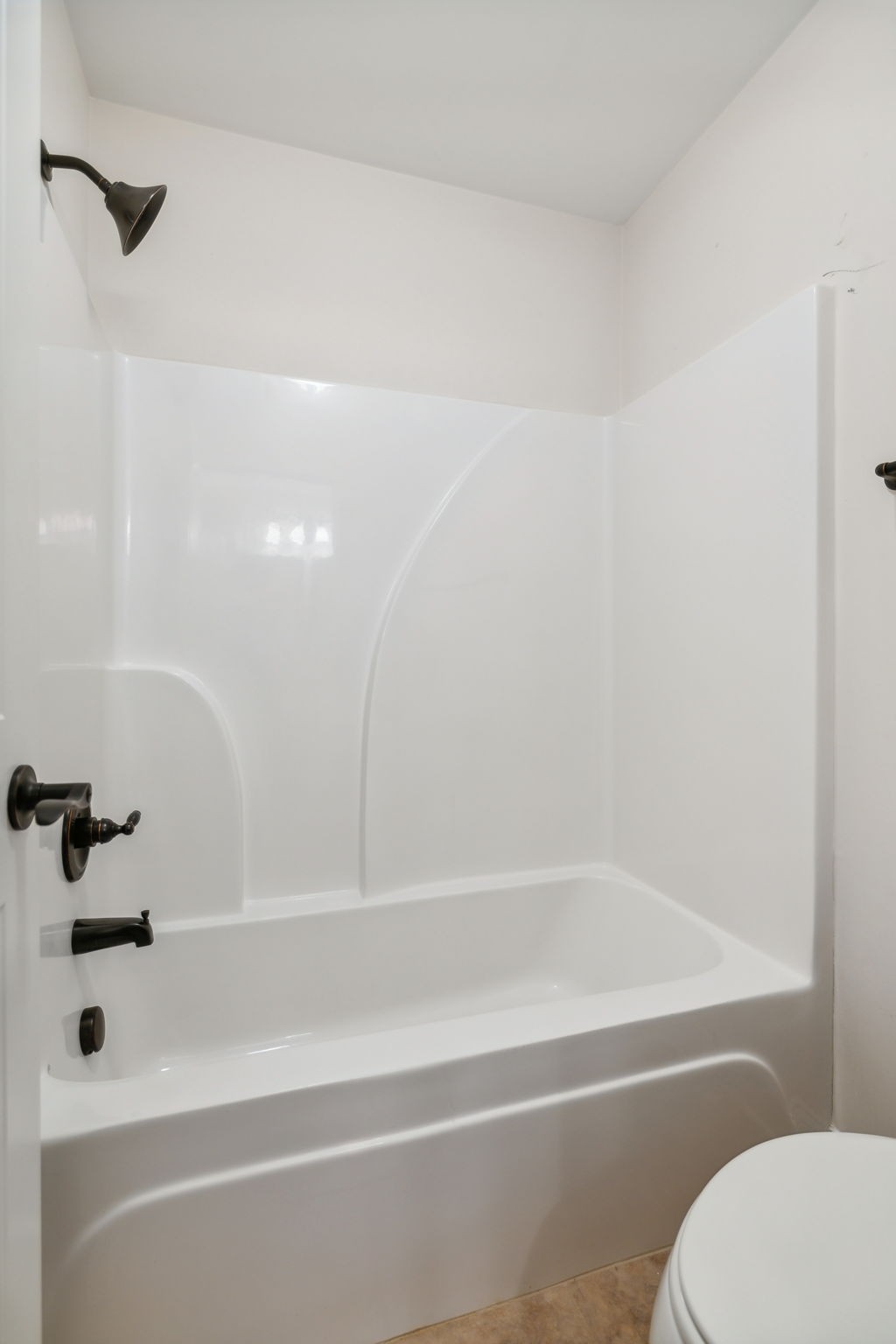 1033 Grace Meade
