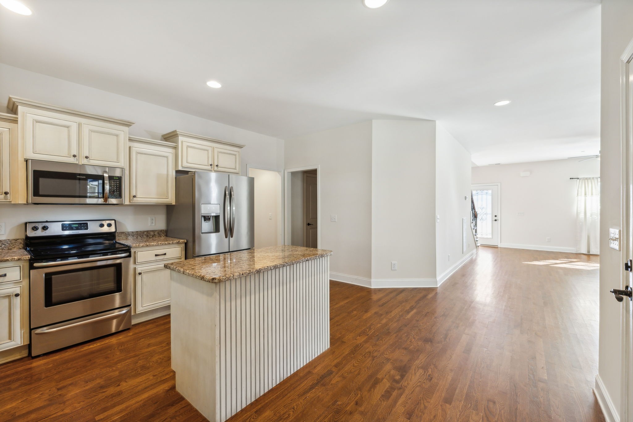 1033 Grace Meade