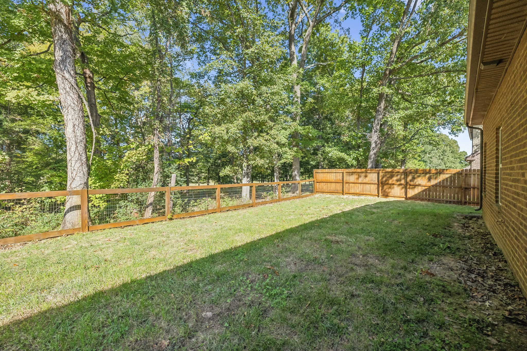 1033 Grace Meade