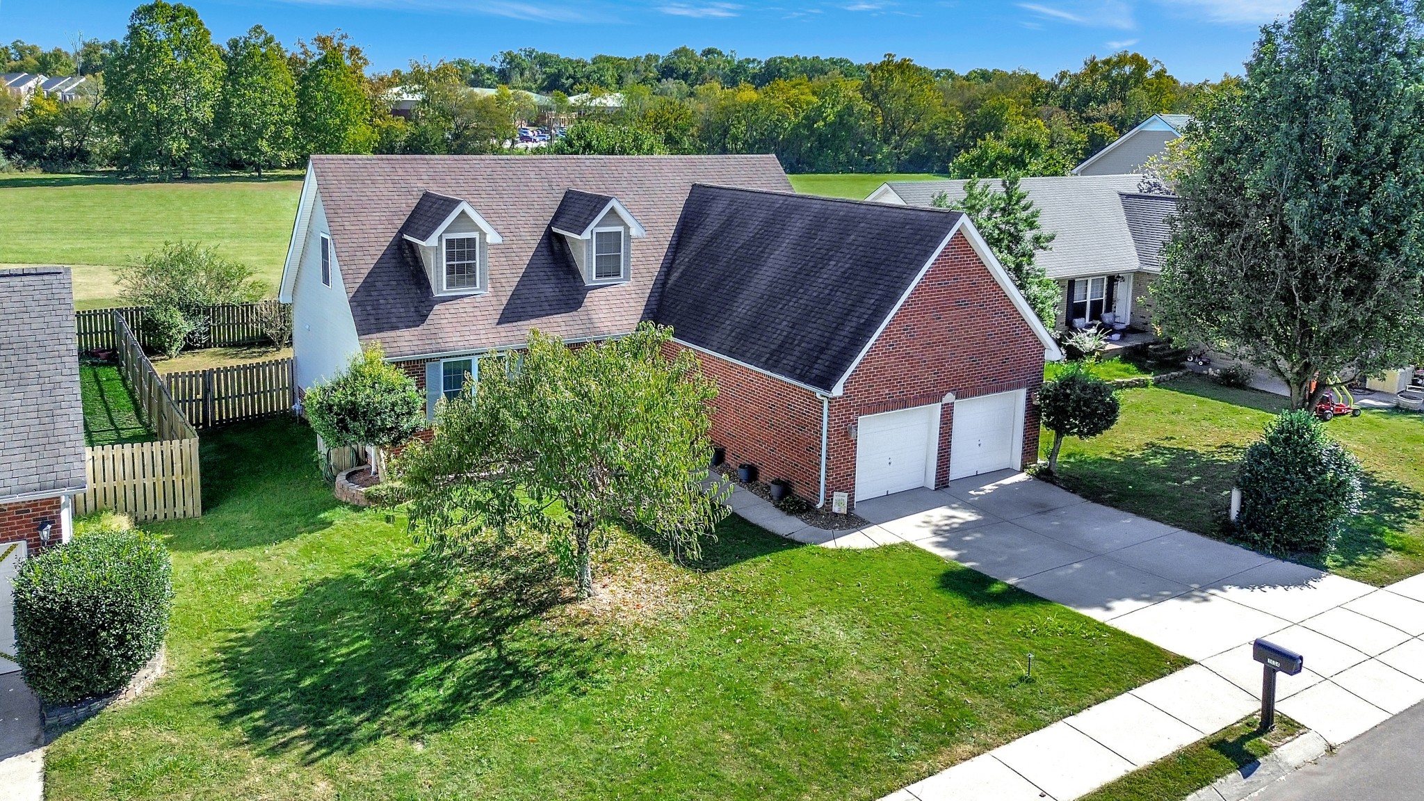 1604 Solitude Ct
