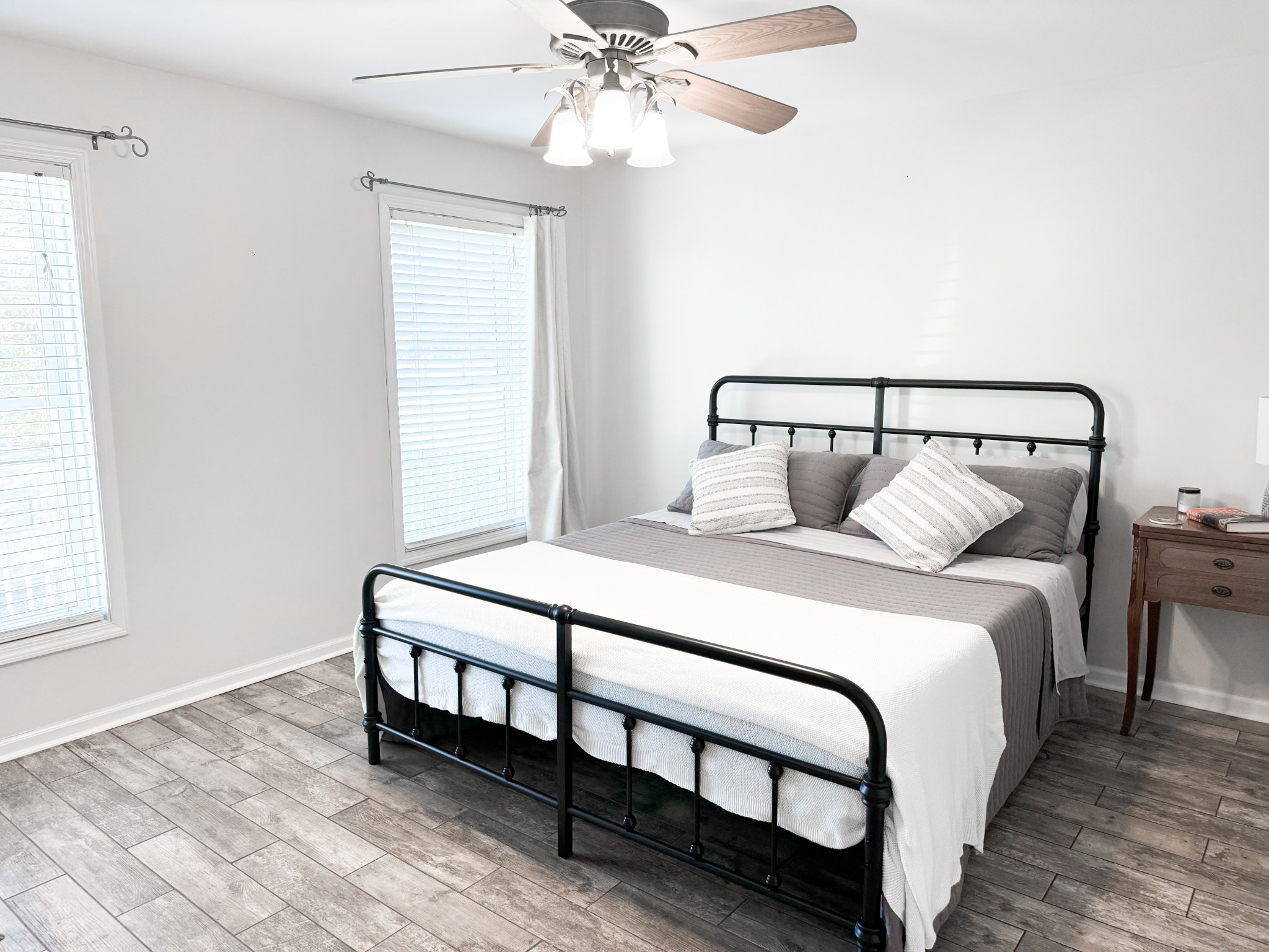 1604 Solitude Ct