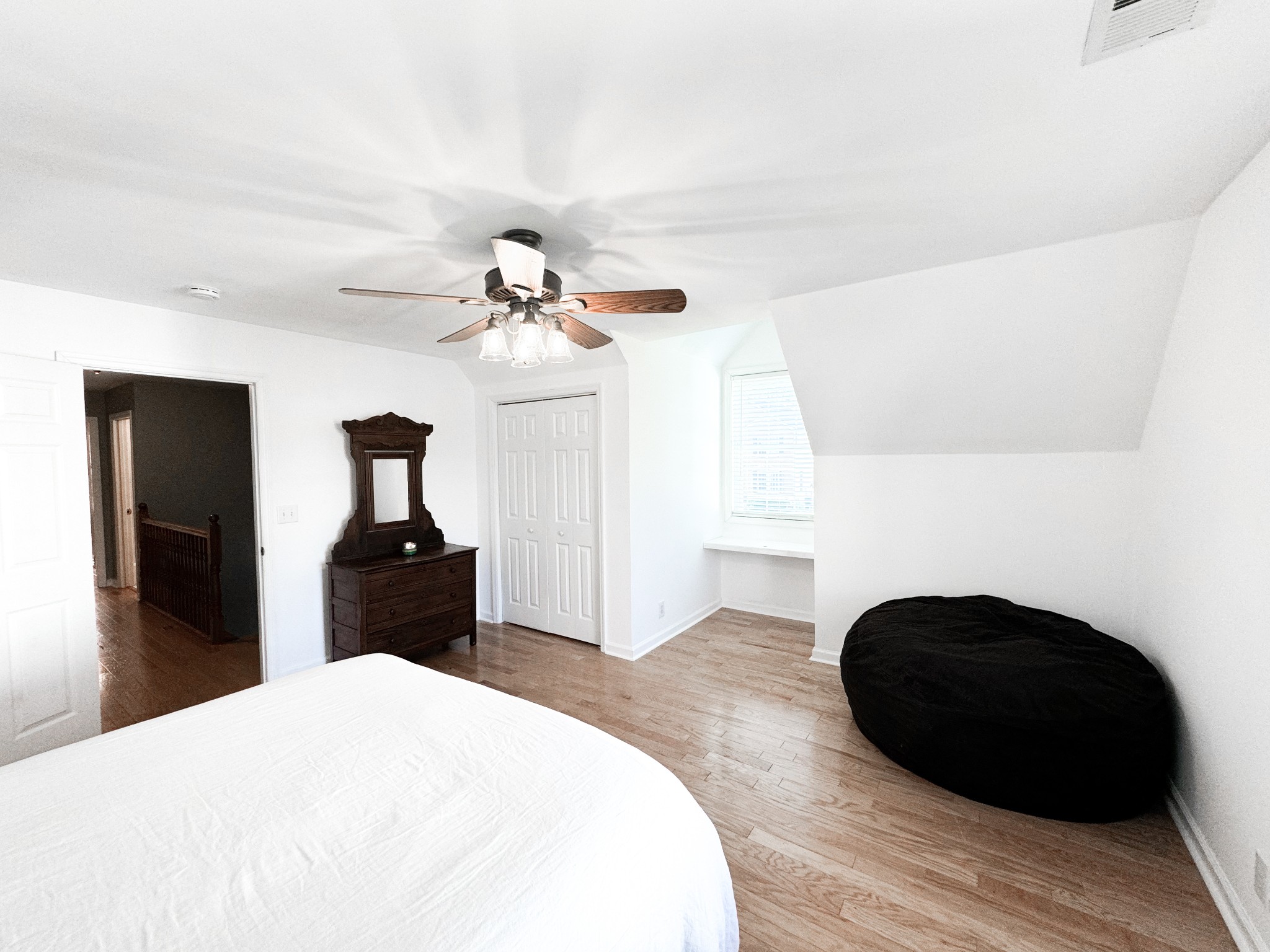 1604 Solitude Ct