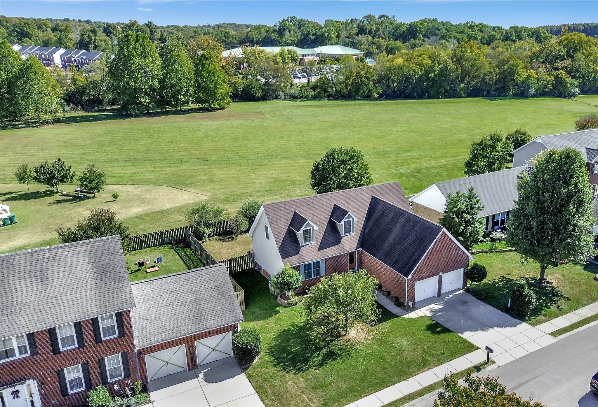 1604 Solitude Ct