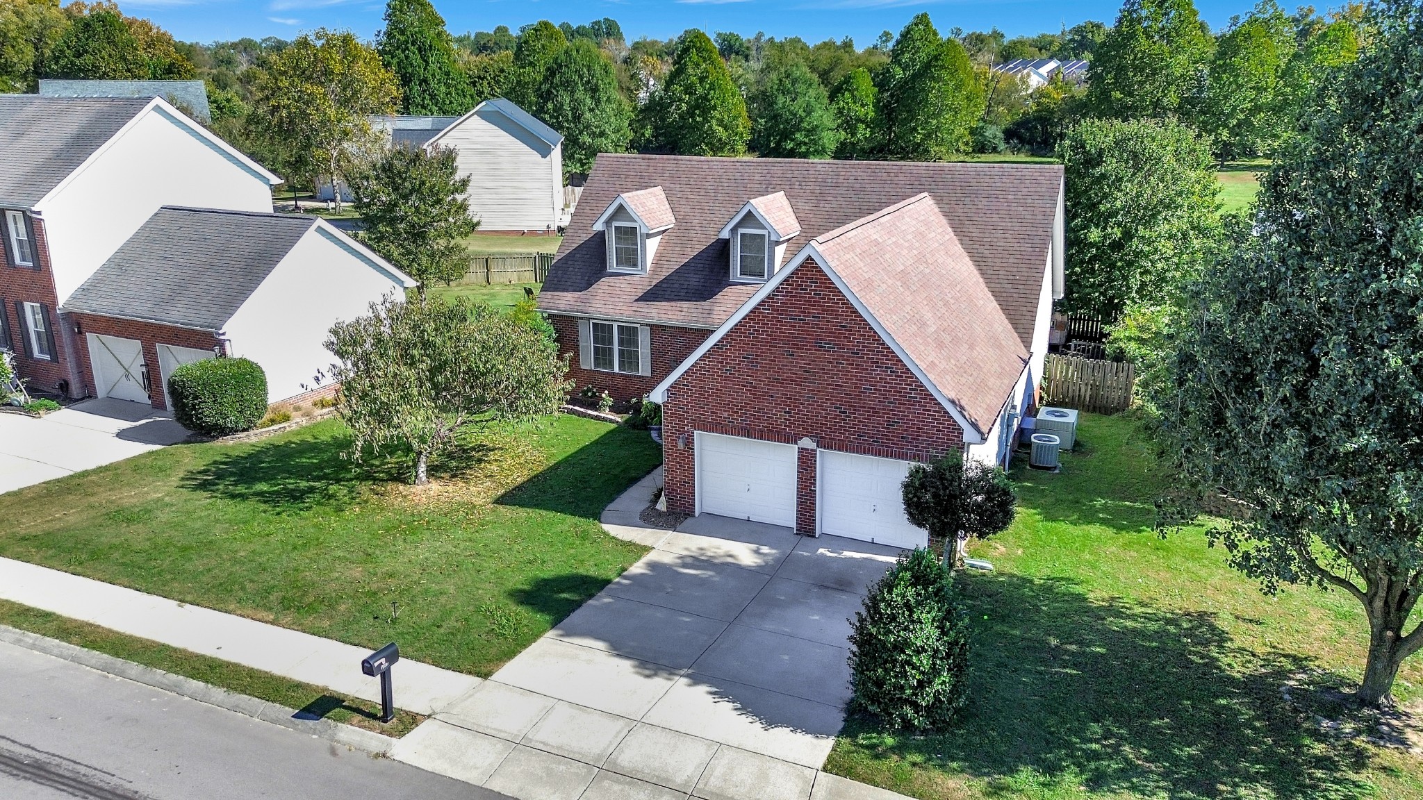 1604 Solitude Ct