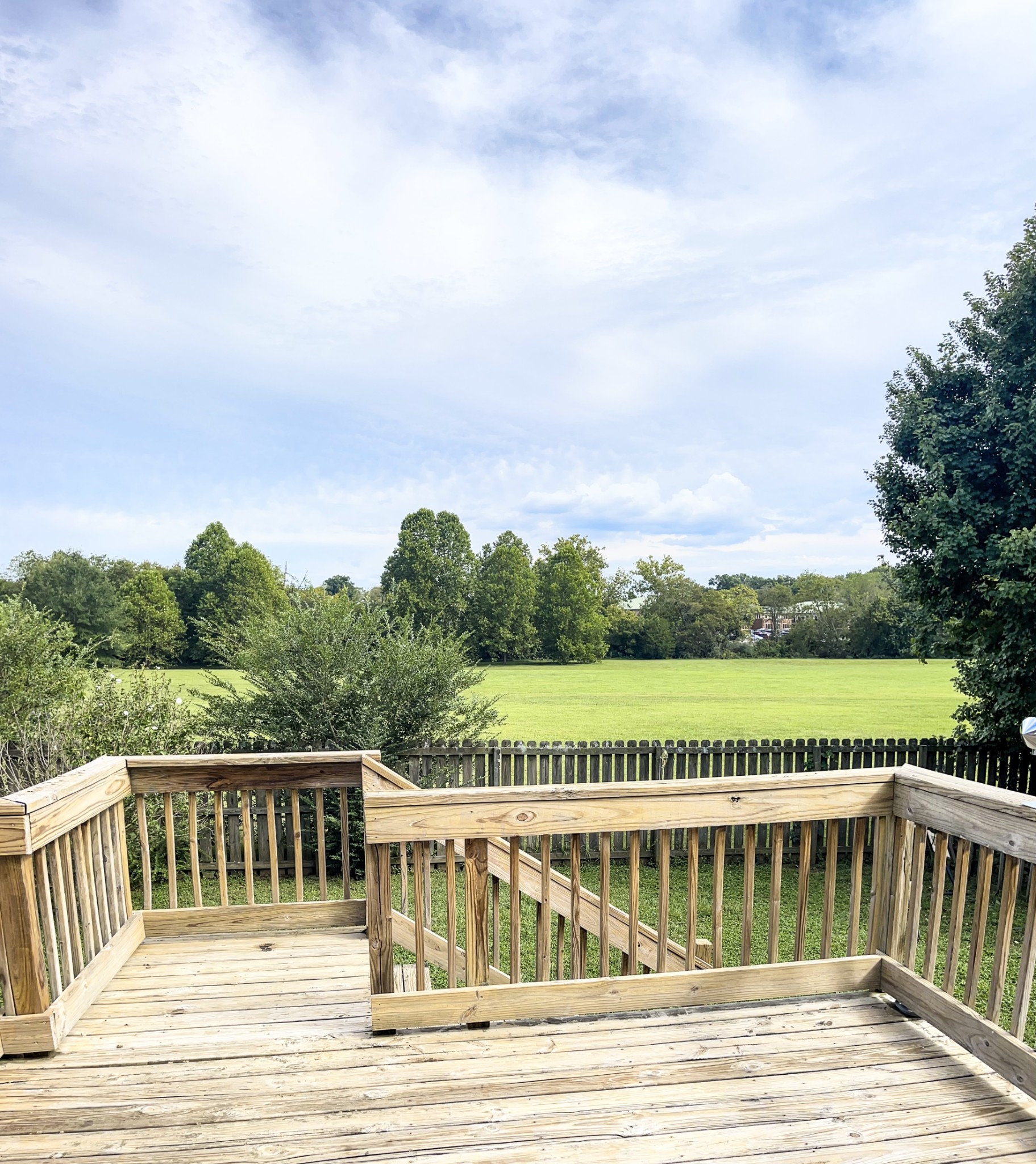 1604 Solitude Ct