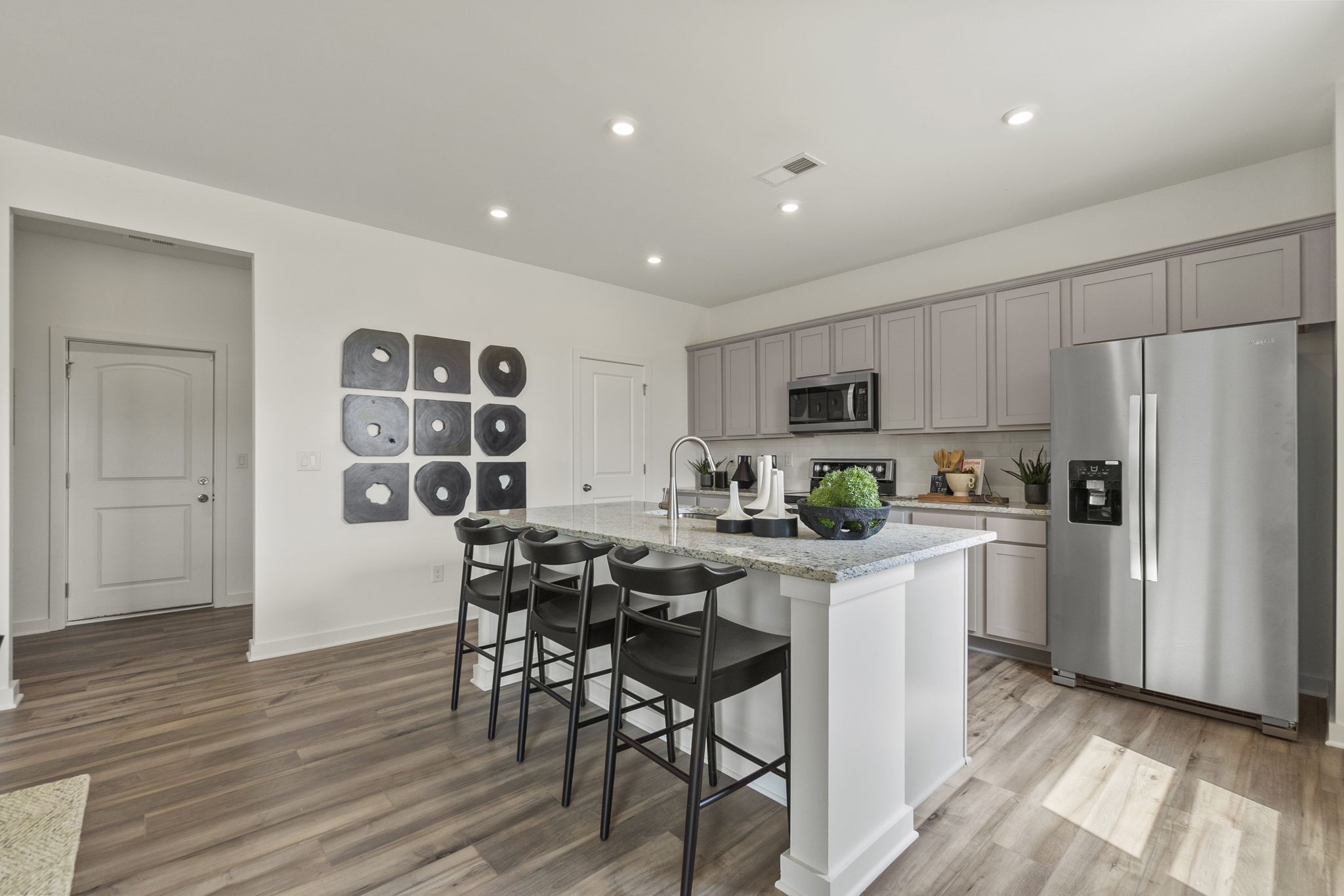1275 Daphne Dr