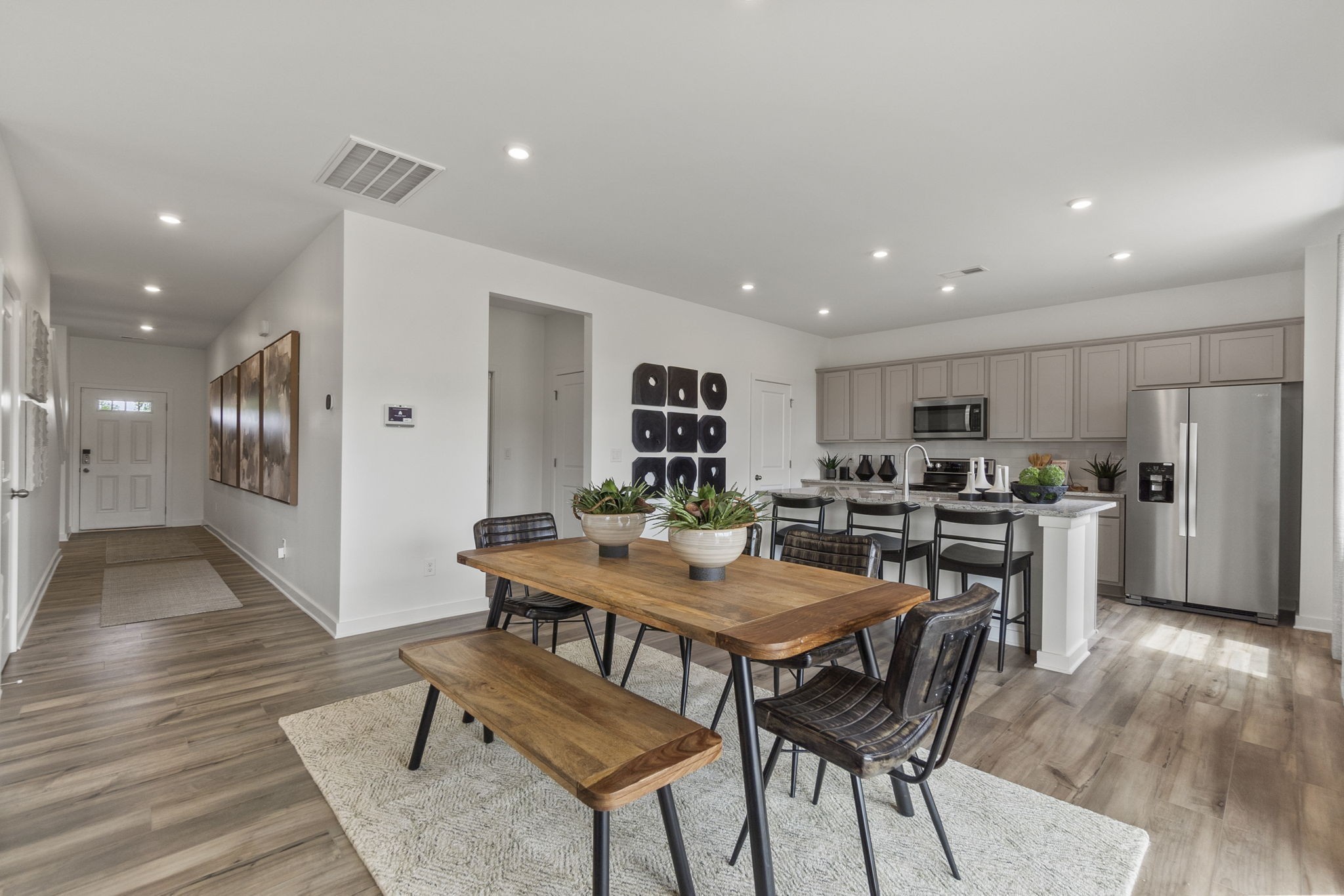 1275 Daphne Dr