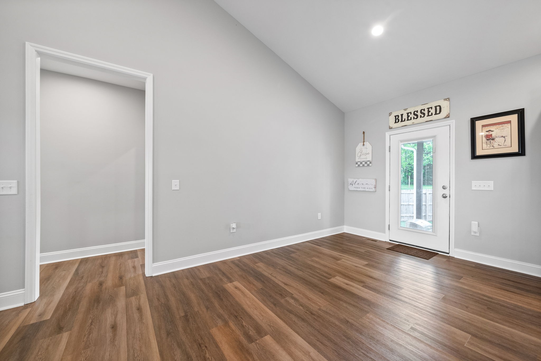 7143 Highway 41A