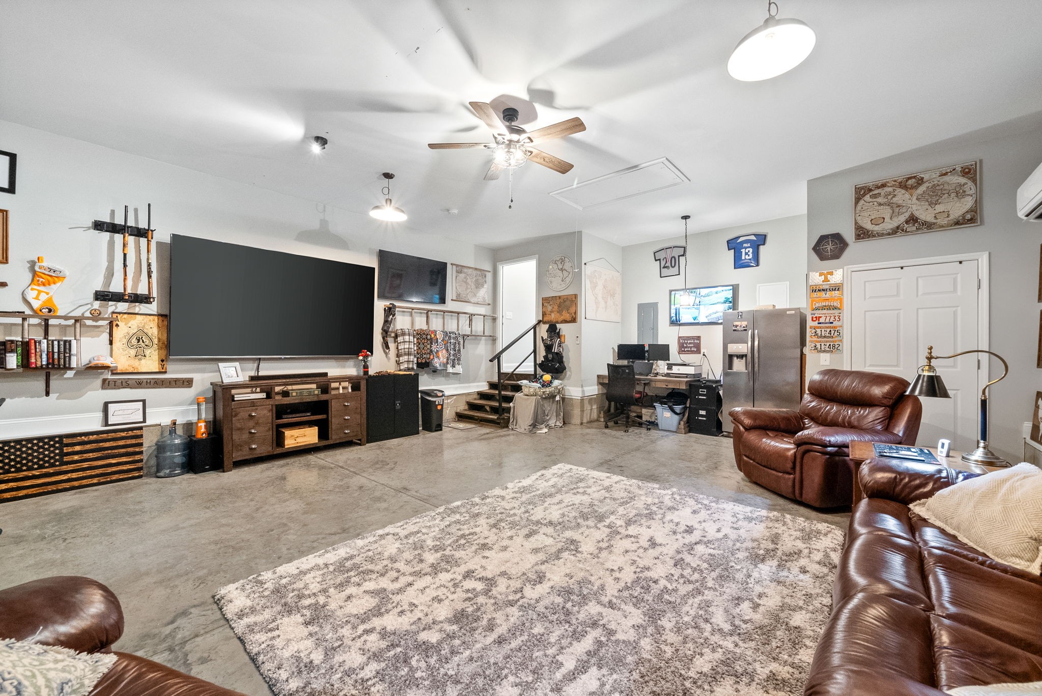 7143 Highway 41A