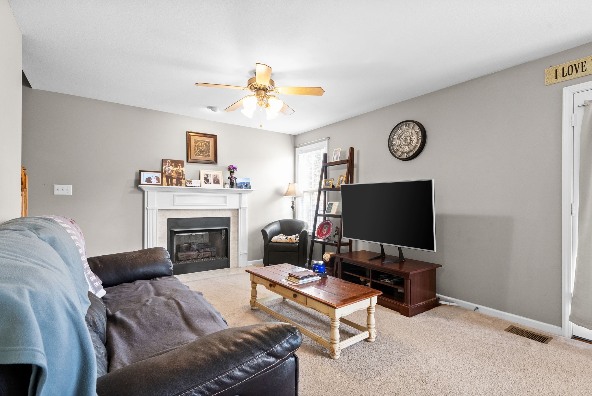 3144 Holly Pt