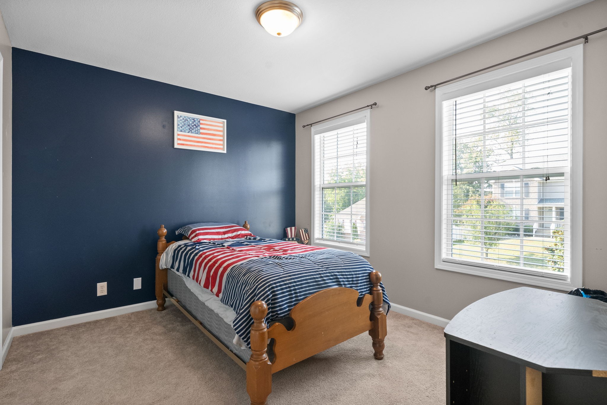 3144 Holly Pt