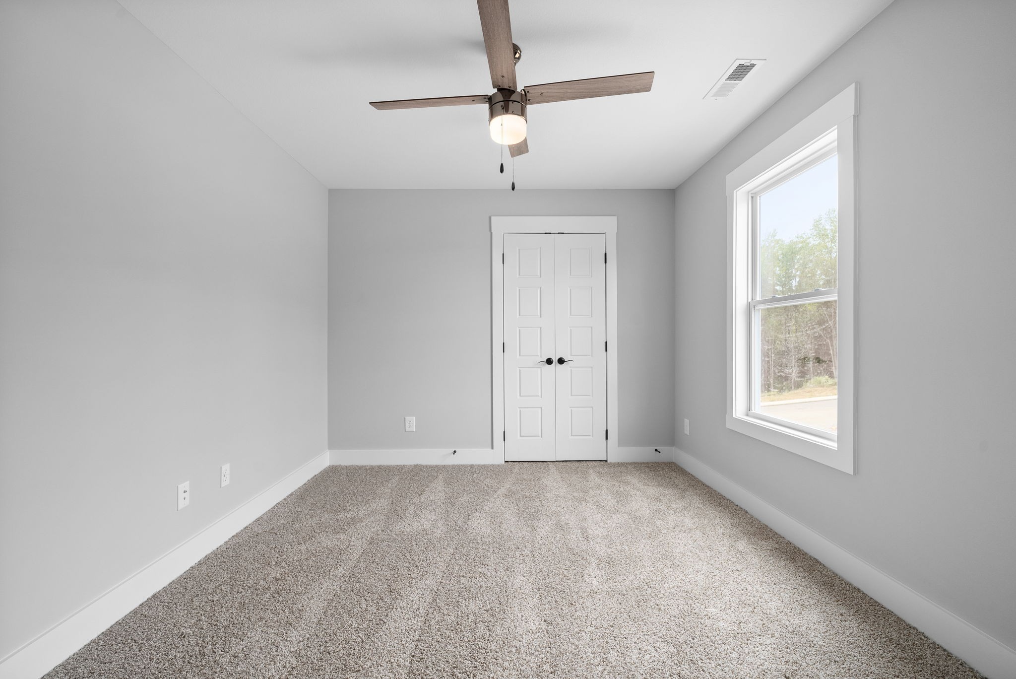 1060 Fox Dr