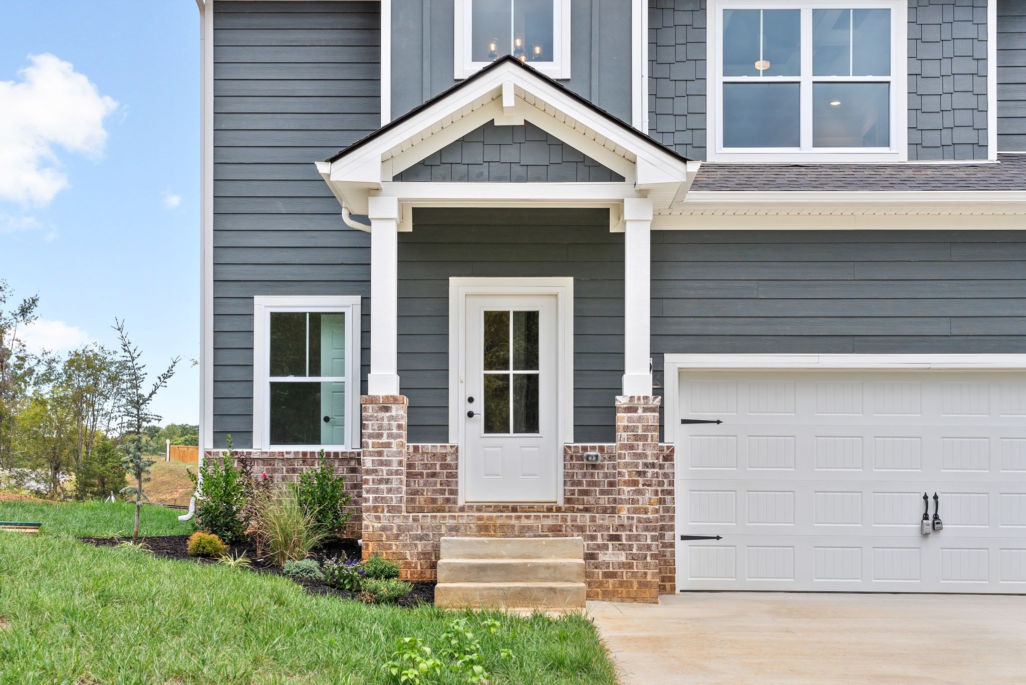 1060 Fox Dr