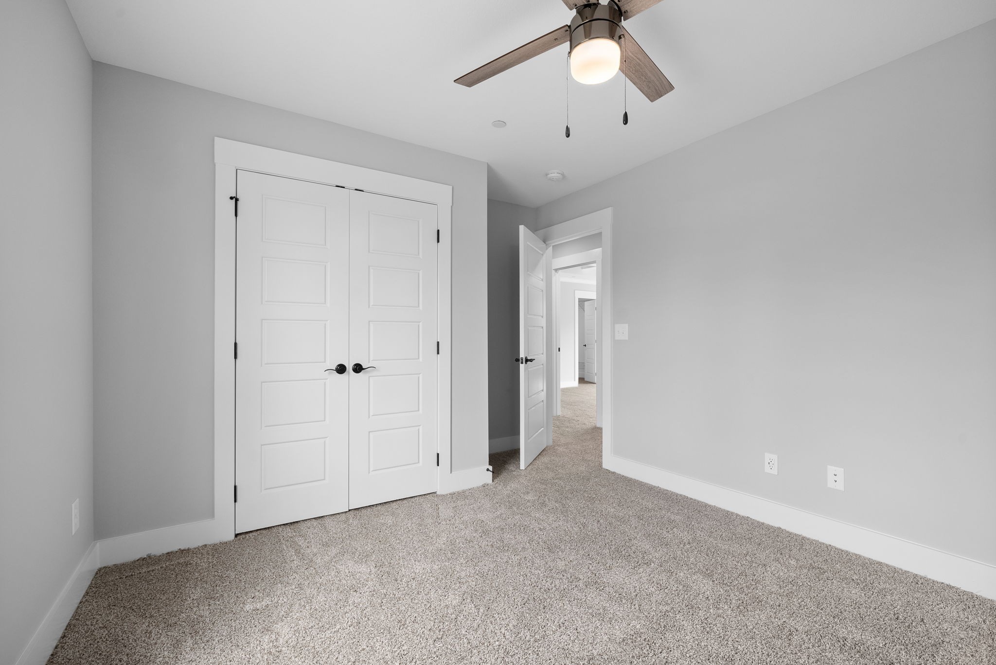 1060 Fox Dr