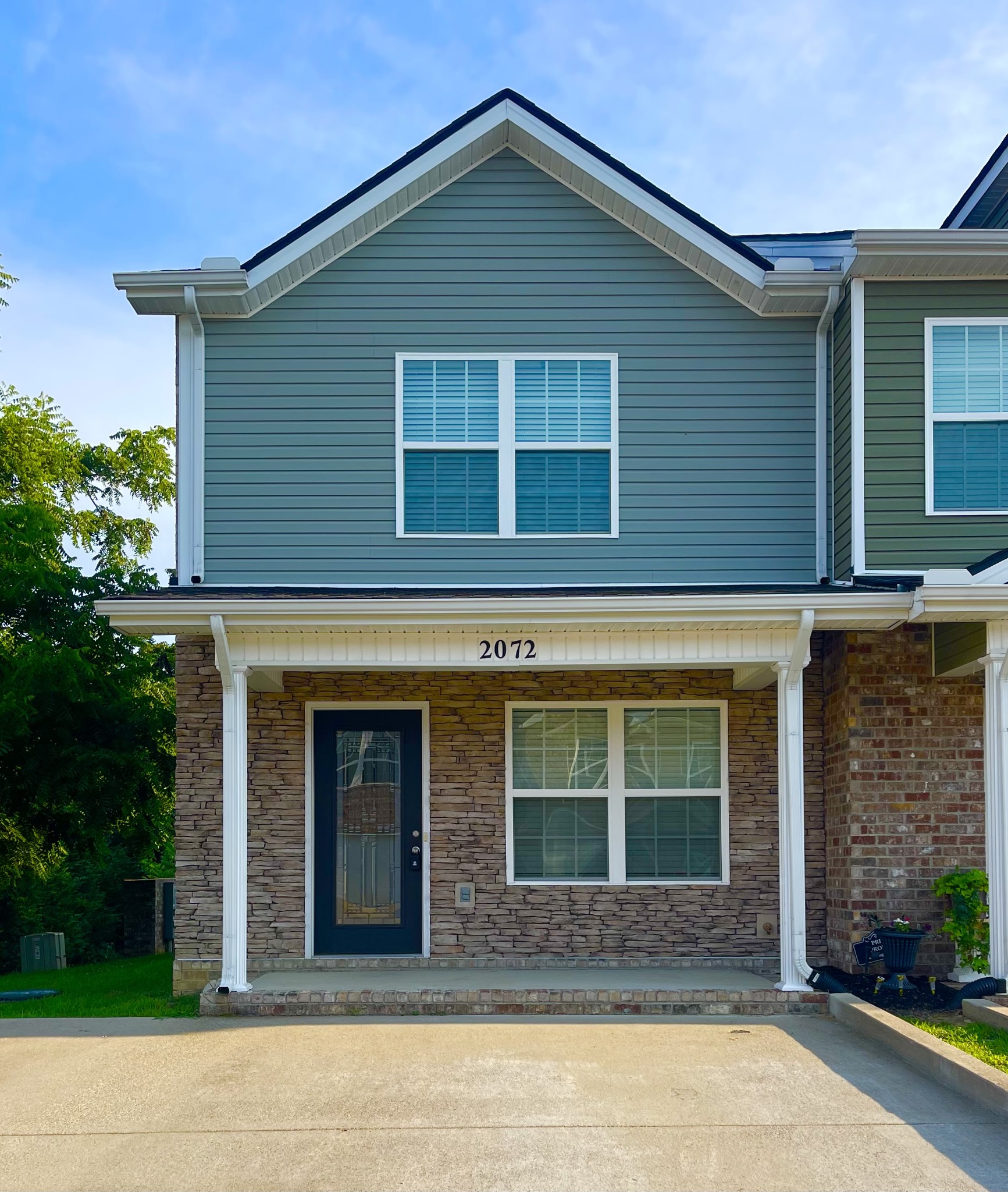 2072 Downstream Dr