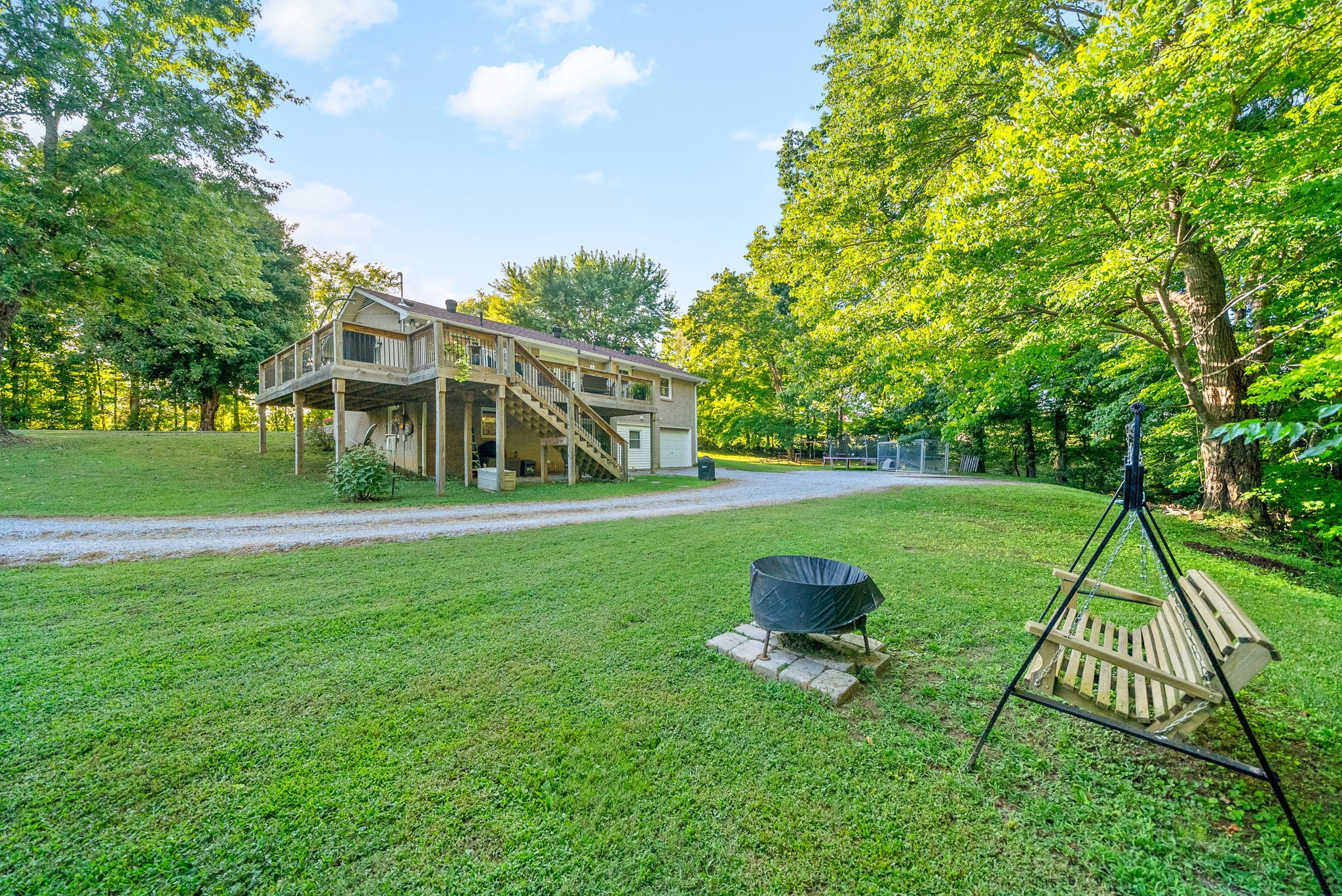 1001 Issac Clifton Rd