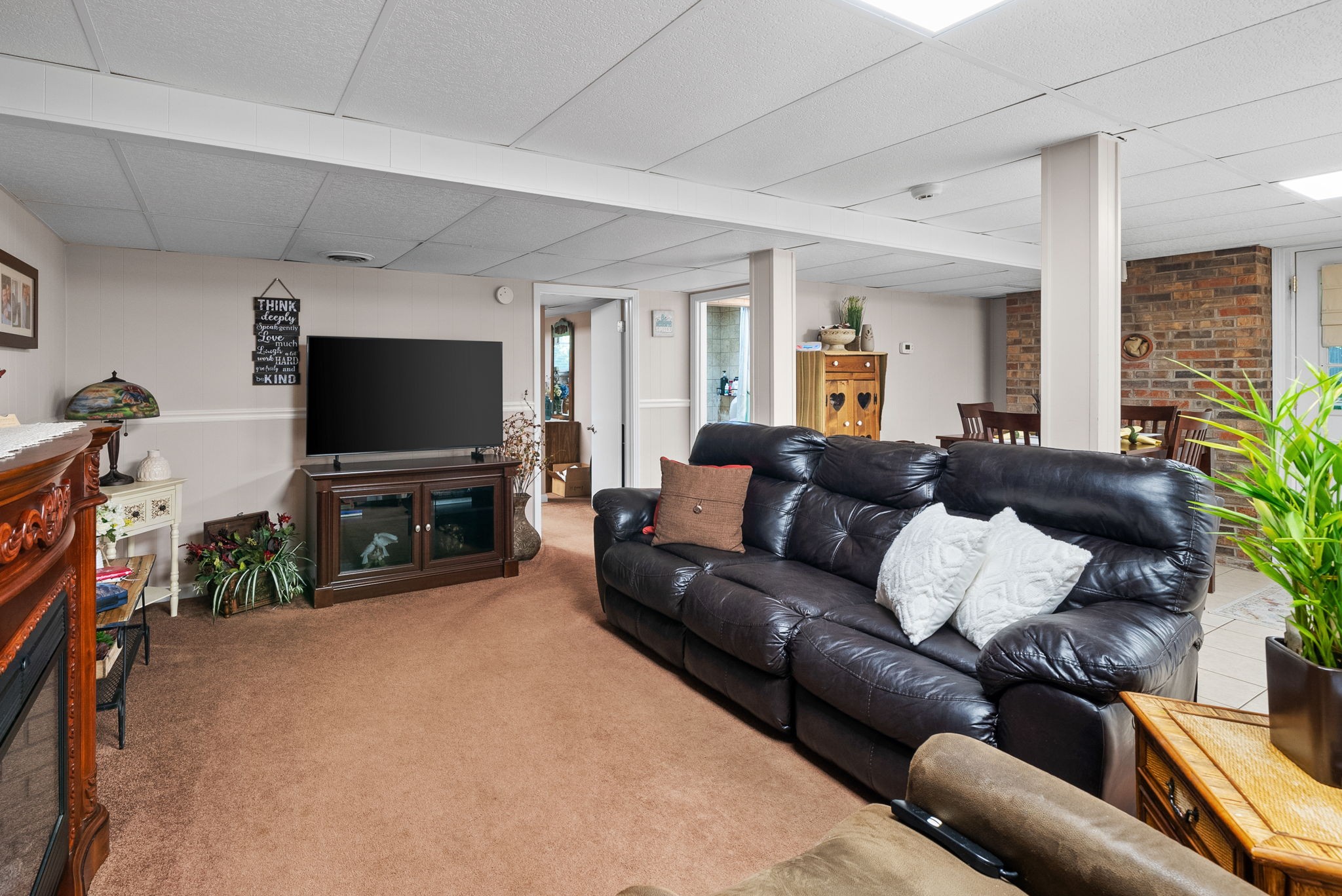1001 Issac Clifton Rd