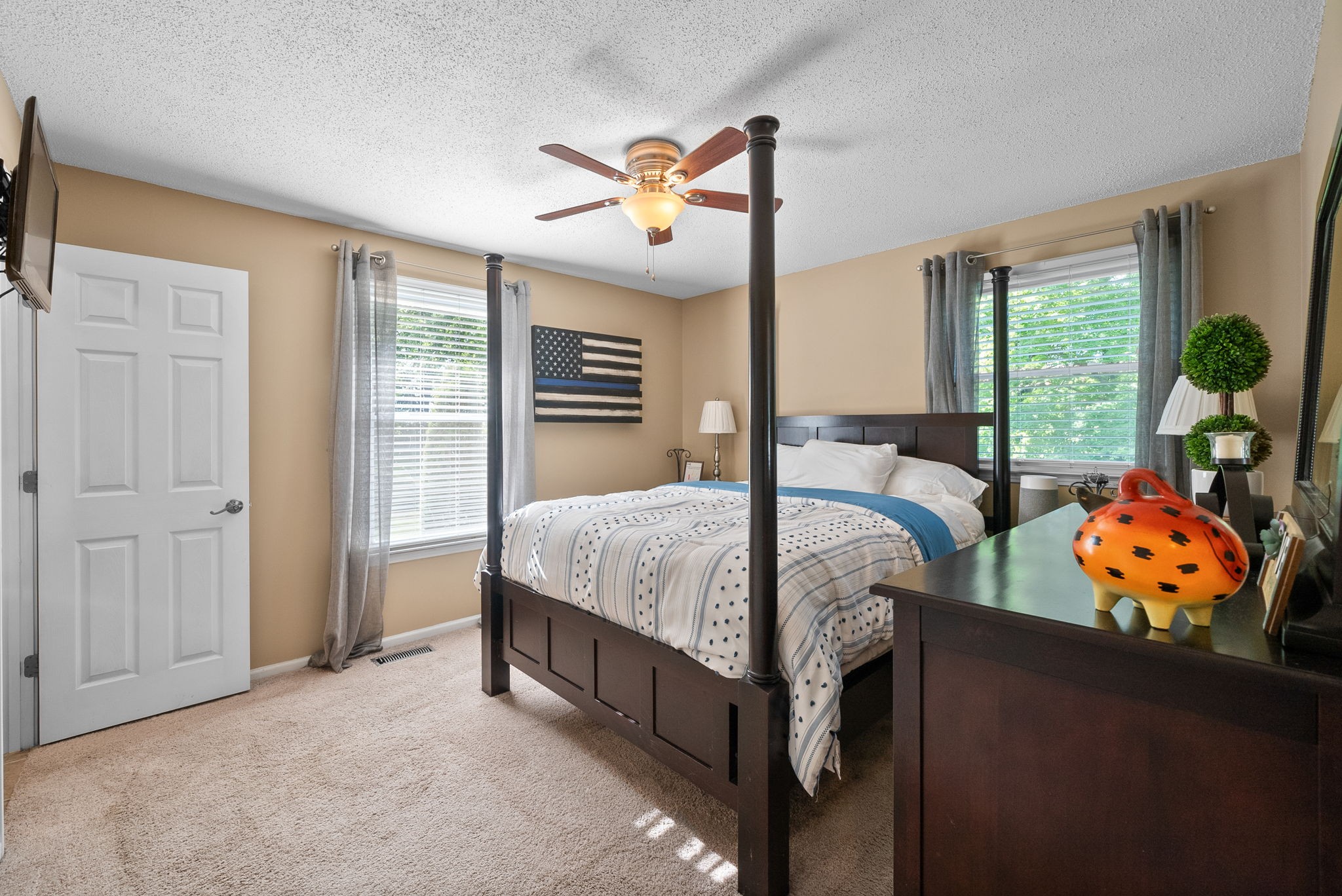 1001 Issac Clifton Rd