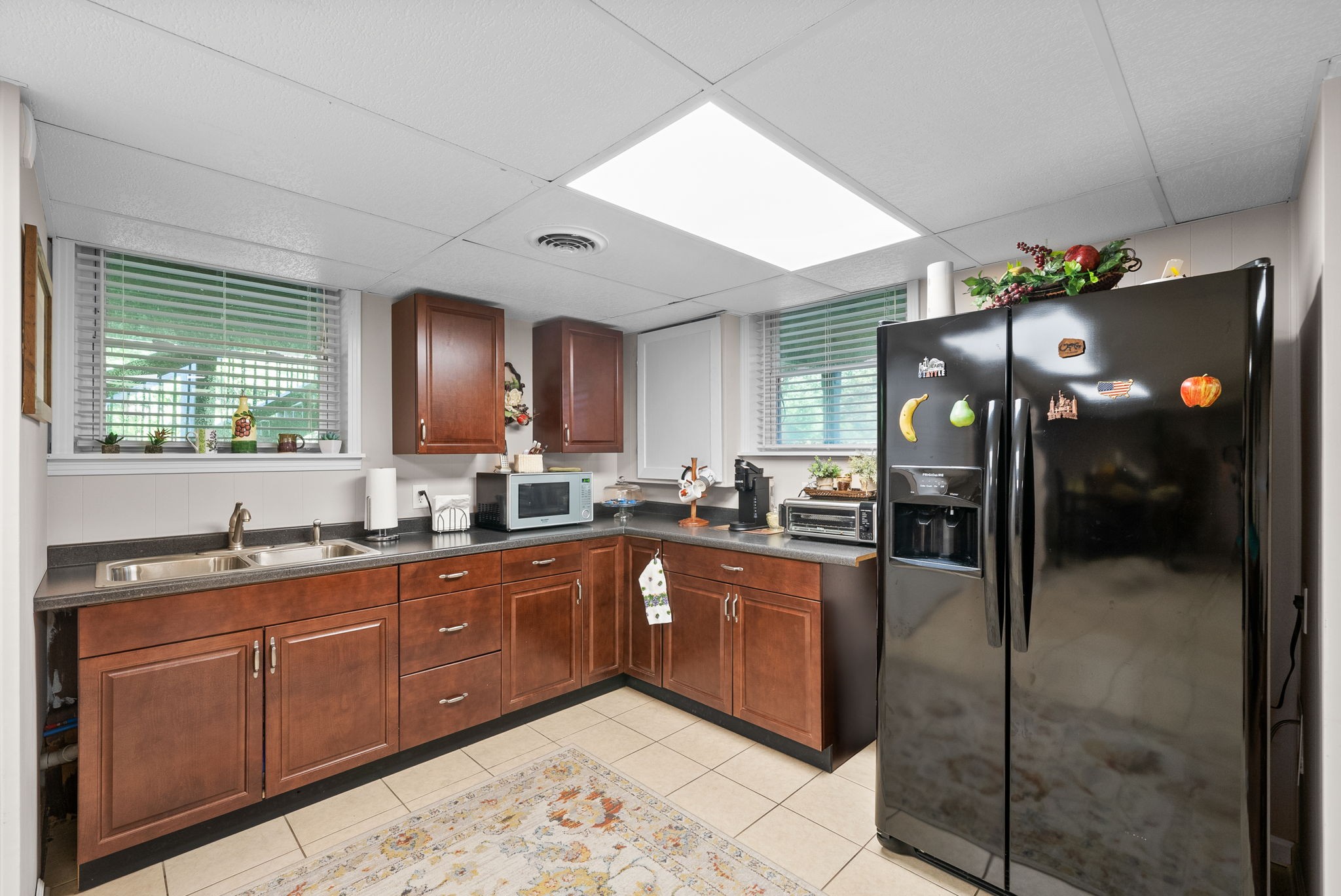 1001 Issac Clifton Rd