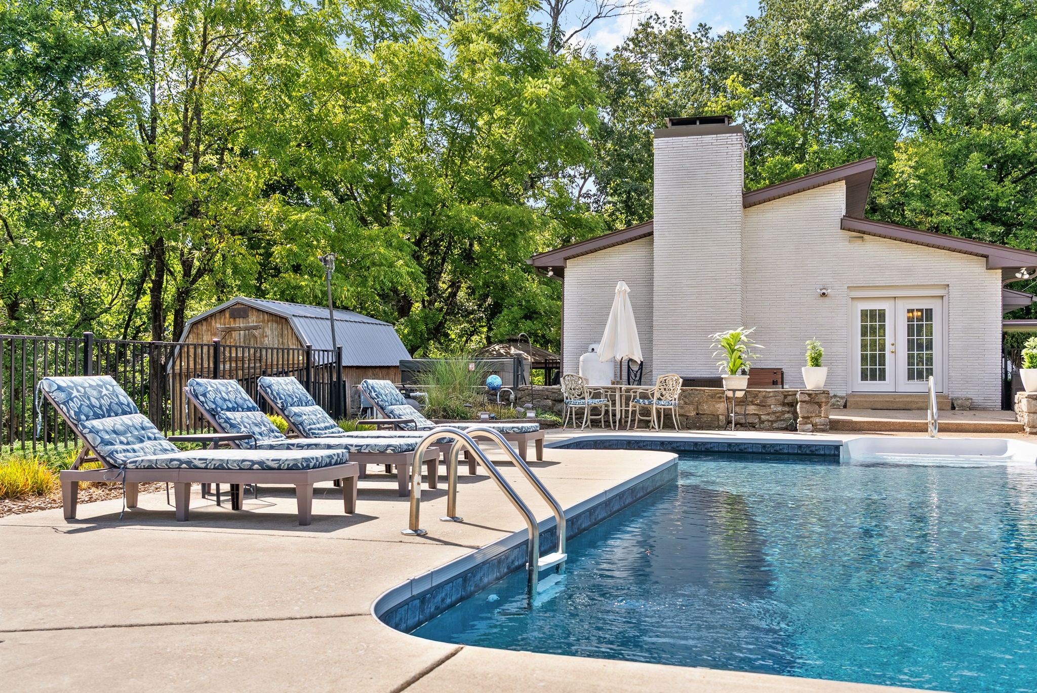 4944 Whites Creek Pike