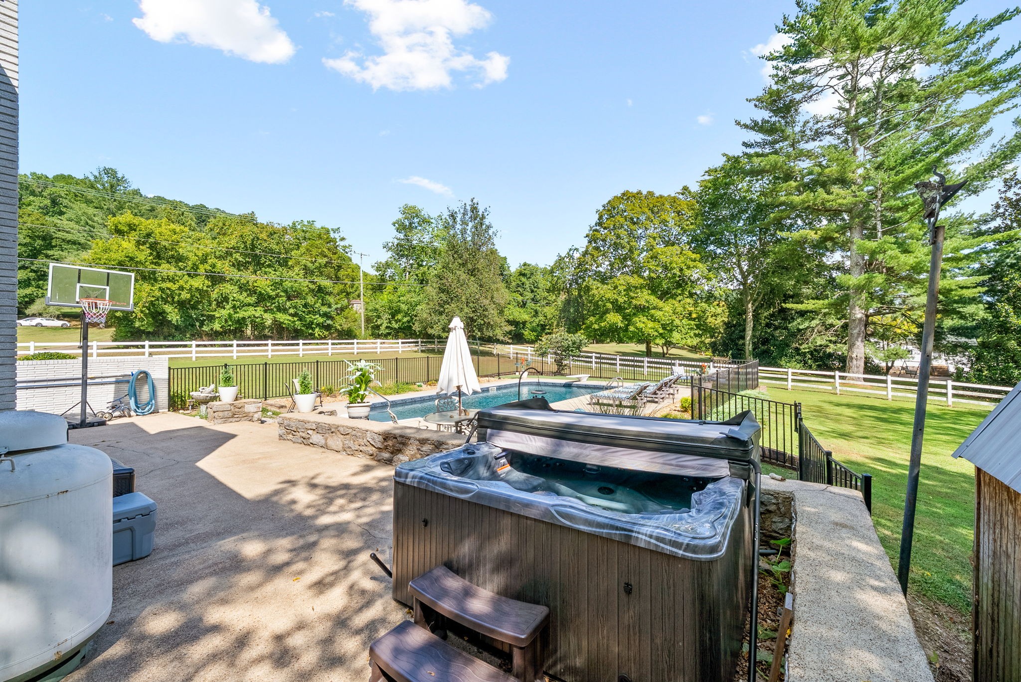 4944 Whites Creek Pike