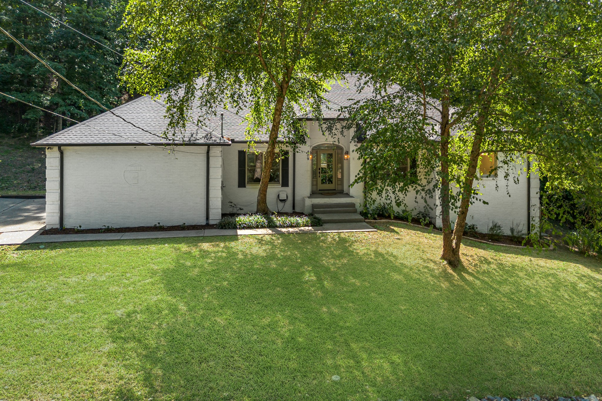 409 Wayside Ct