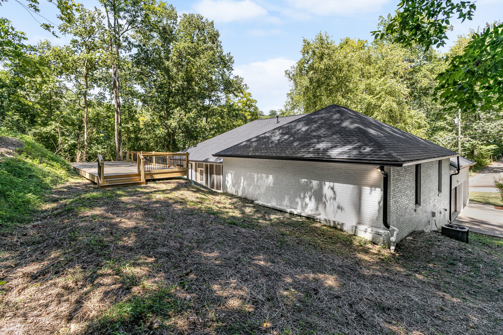 409 Wayside Ct