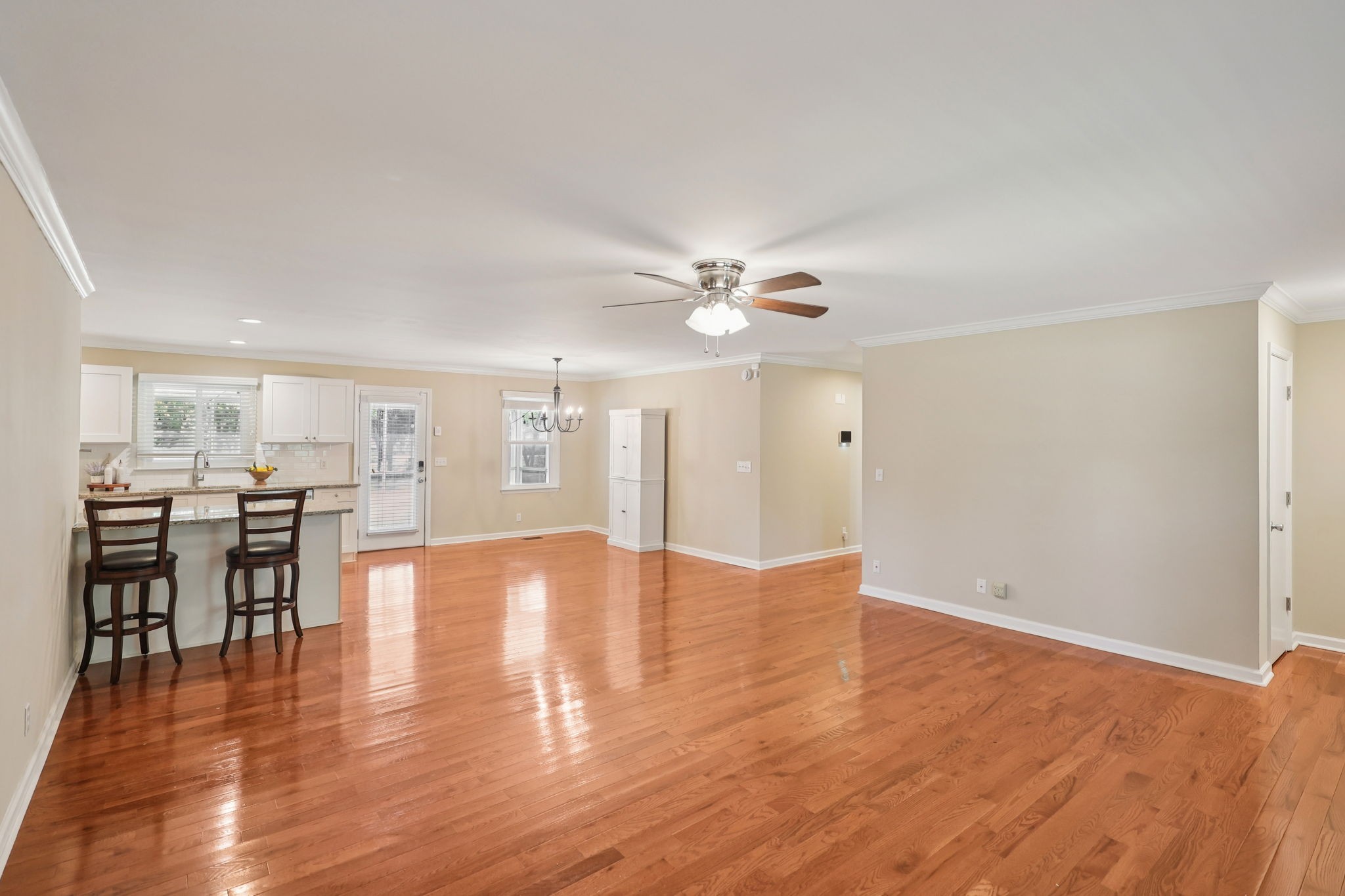 102 Sundown Dr