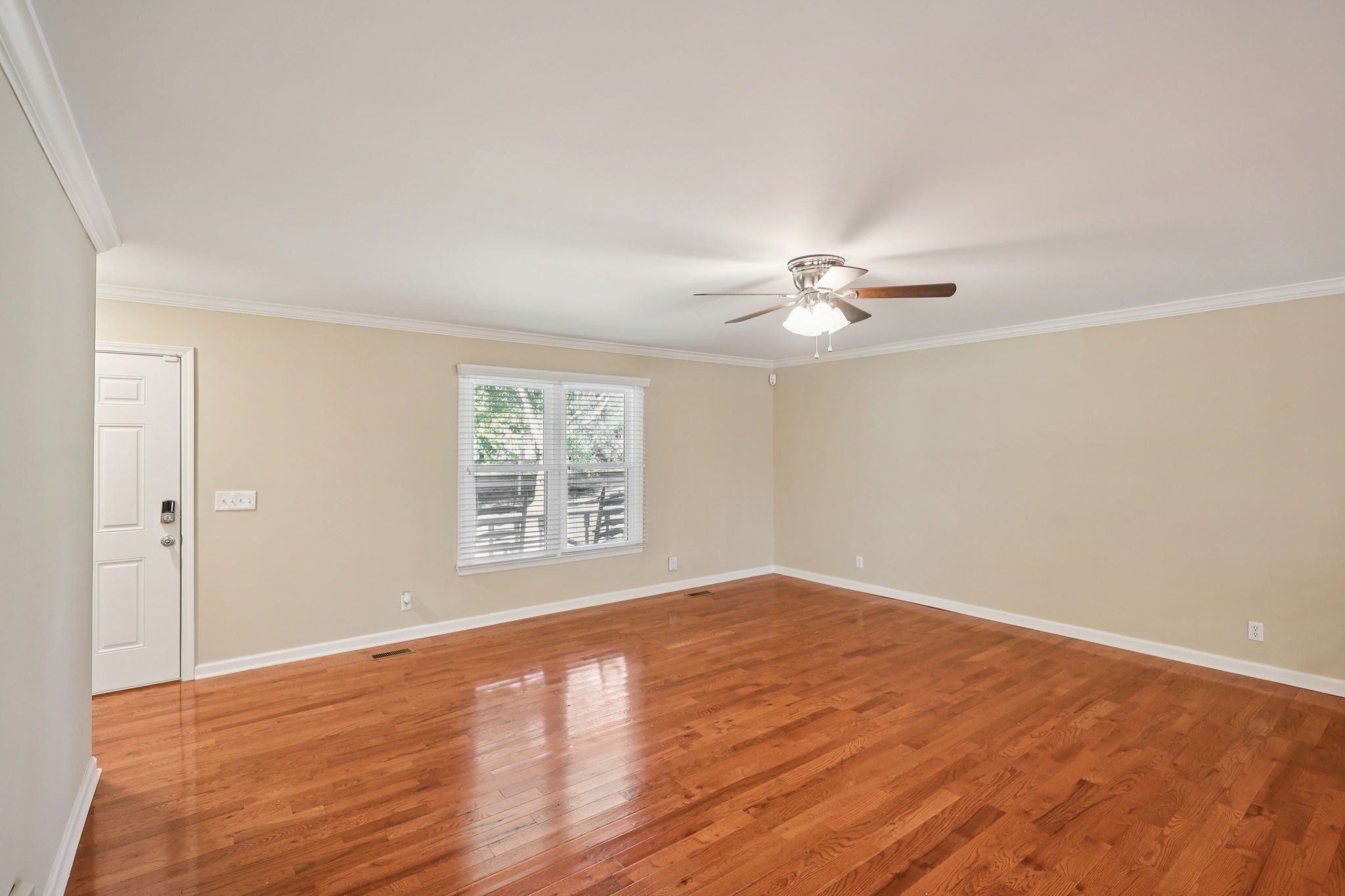 102 Sundown Dr