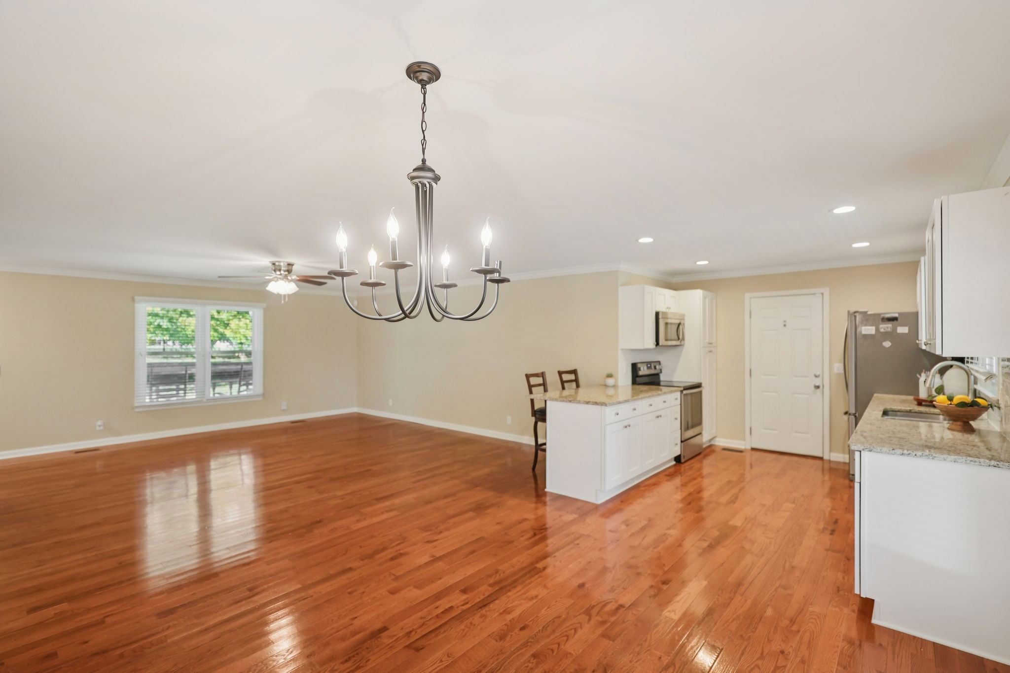 102 Sundown Dr