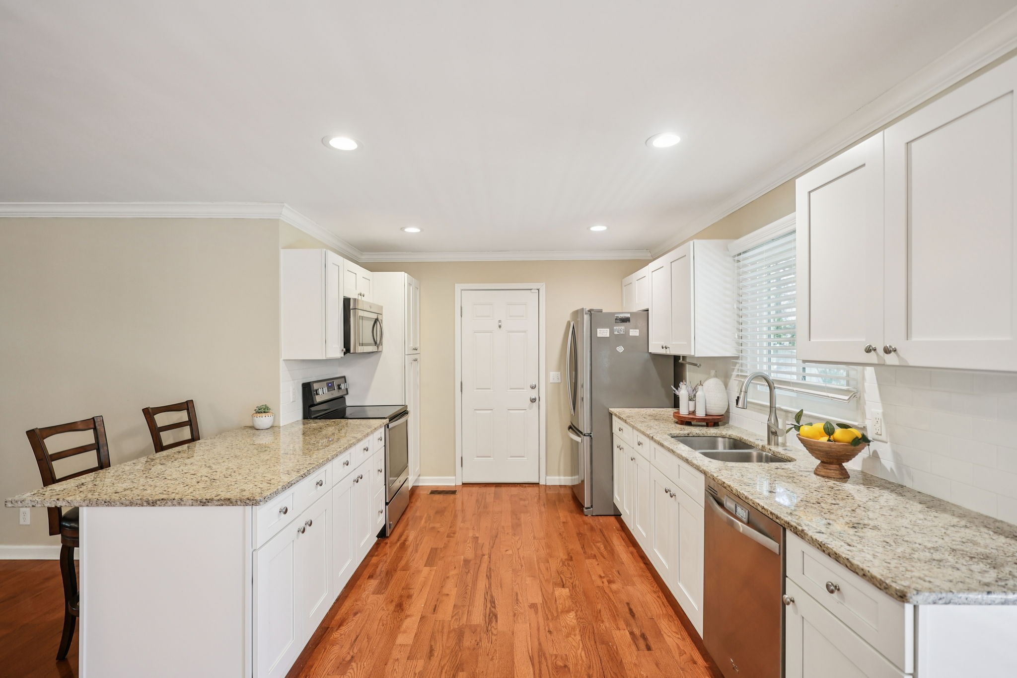 102 Sundown Dr