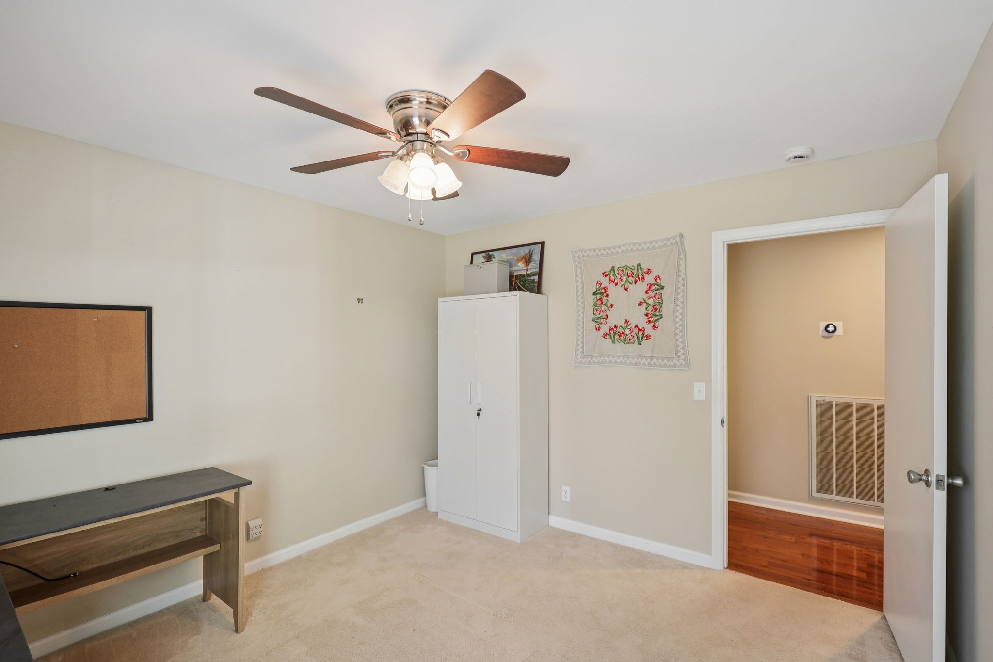102 Sundown Dr